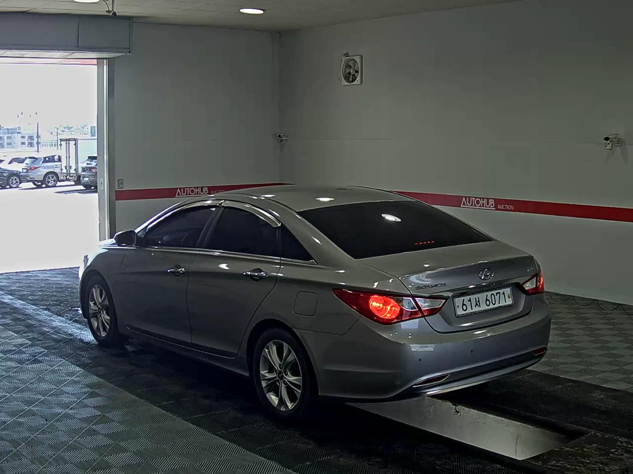 2010 - hyundai sonata