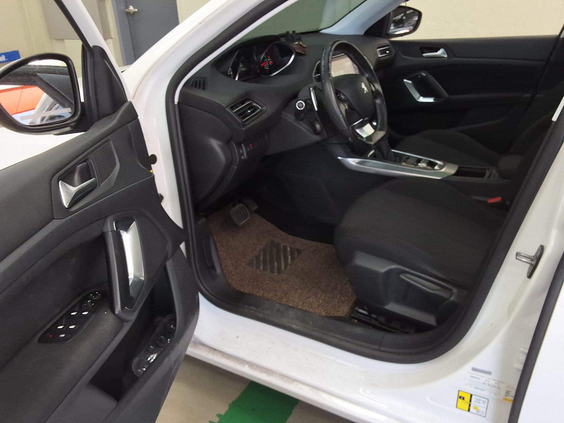 2016 - peugeot 308