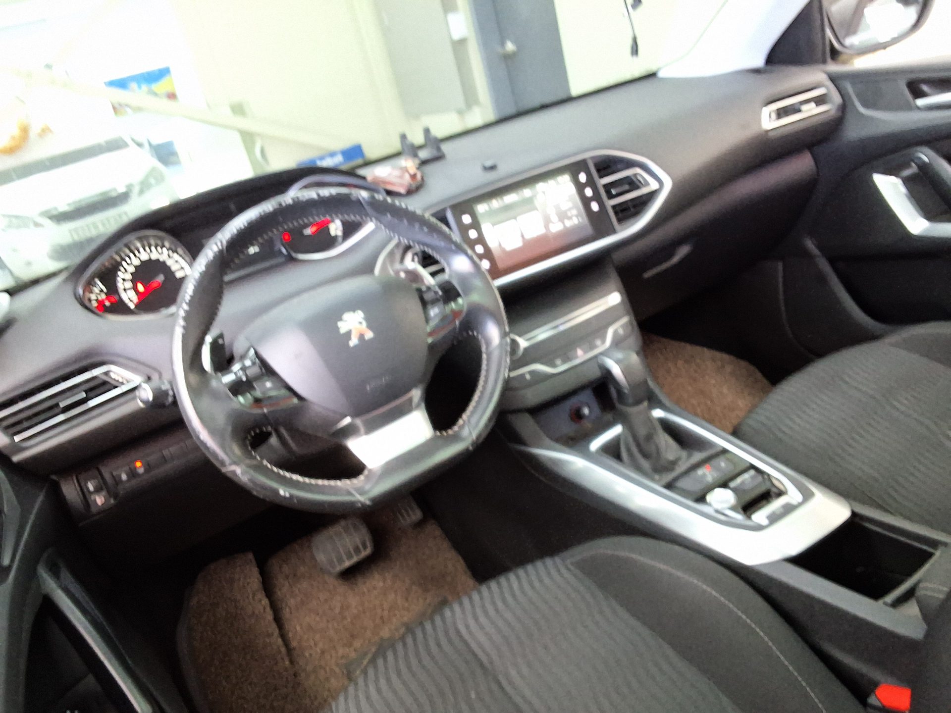 2016 - peugeot 308