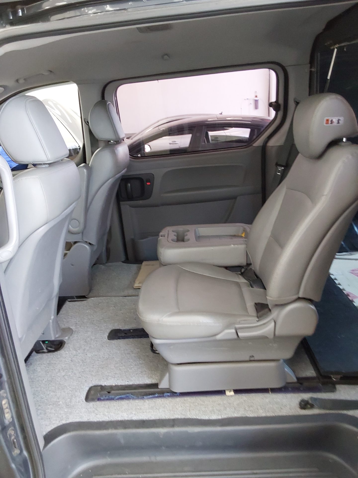 2015 - hyundai grand starex