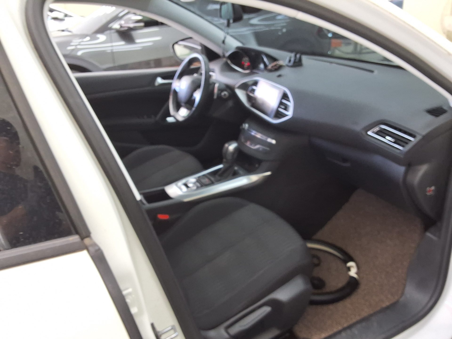 2016 - peugeot 308