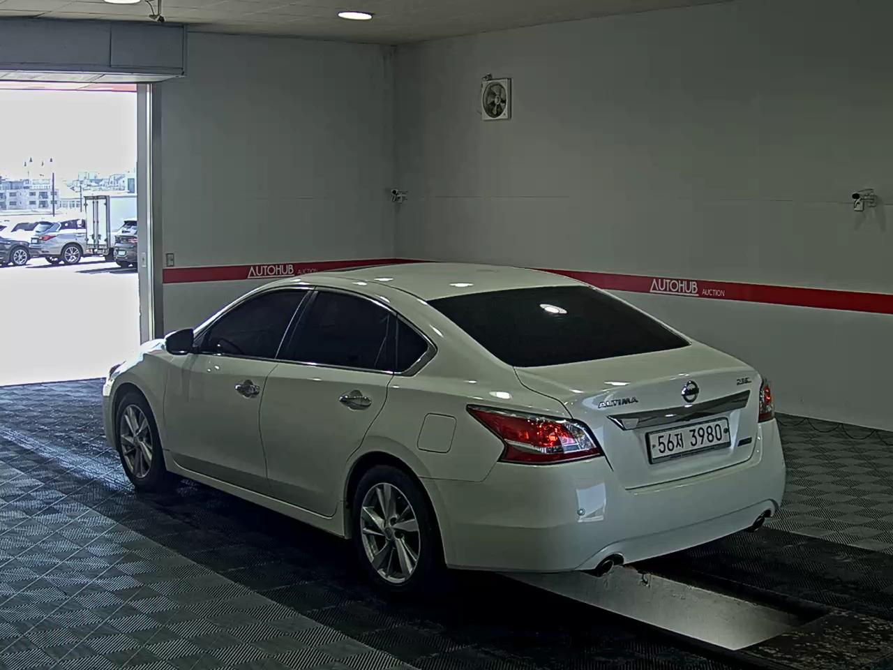 2014 - nissan altima