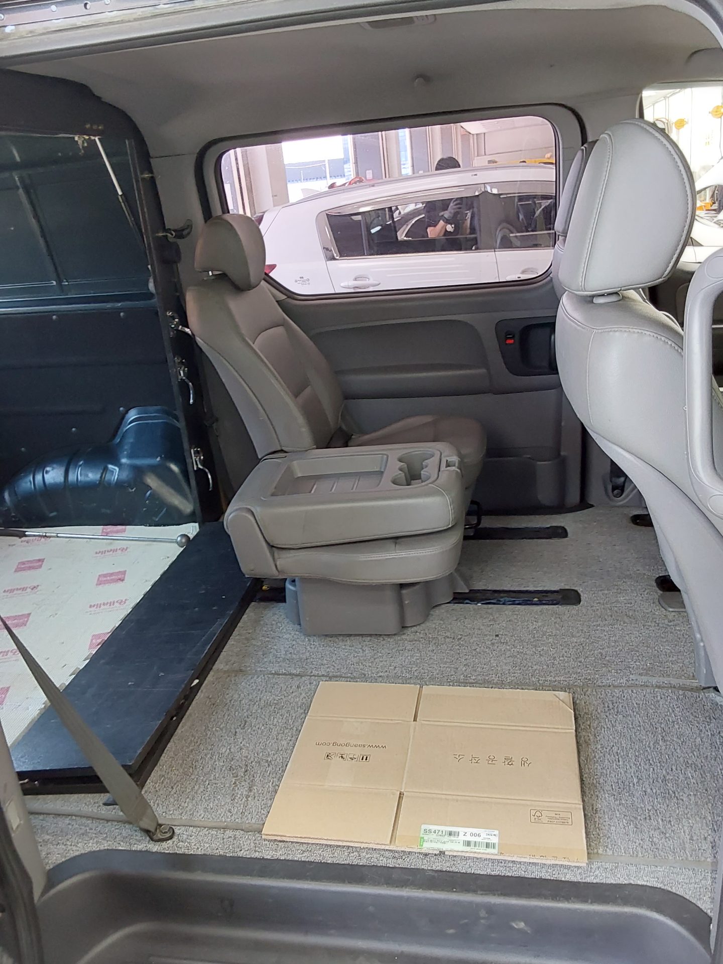 2015 - hyundai grand starex