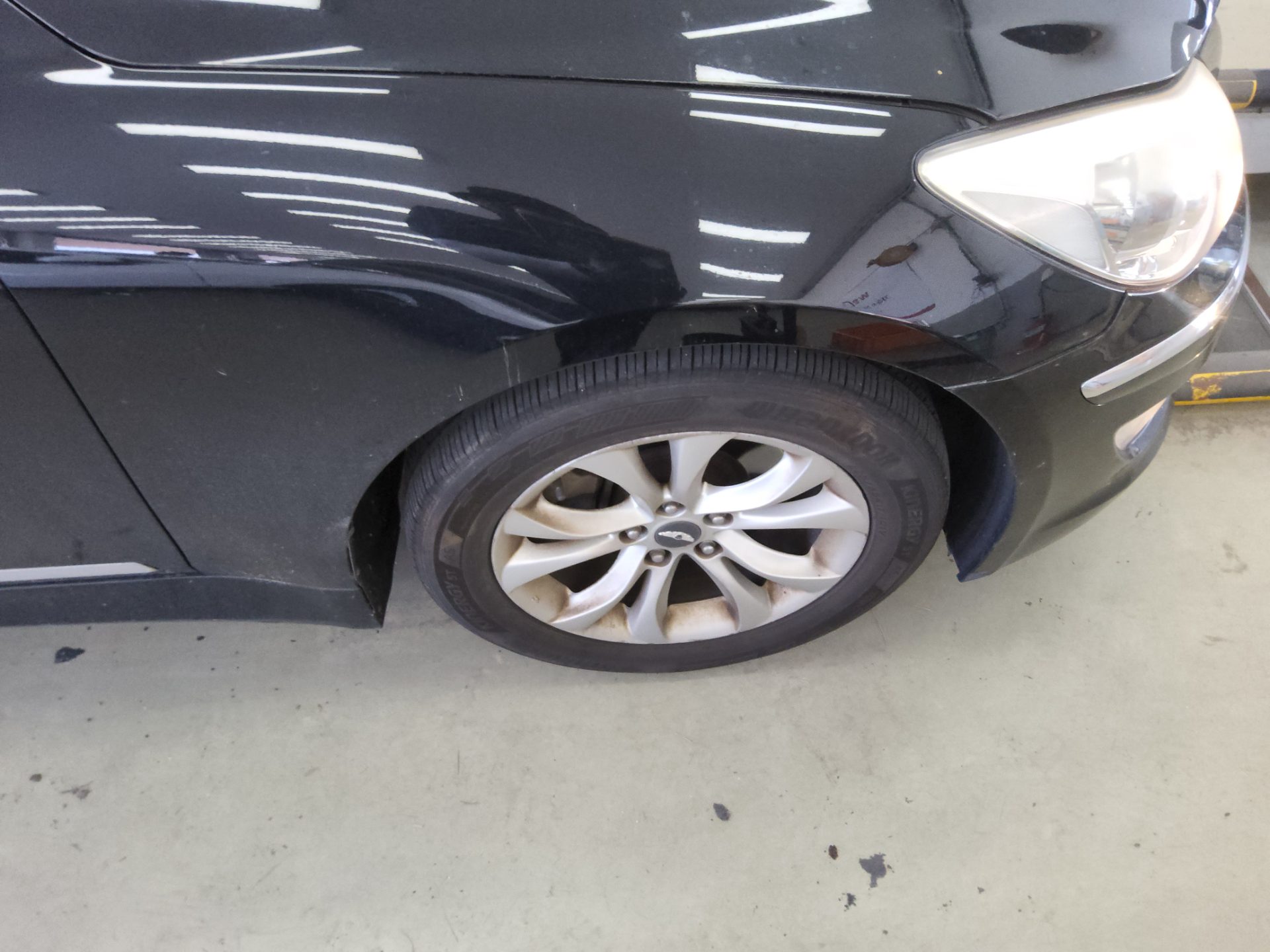 2013 - hyundai bh