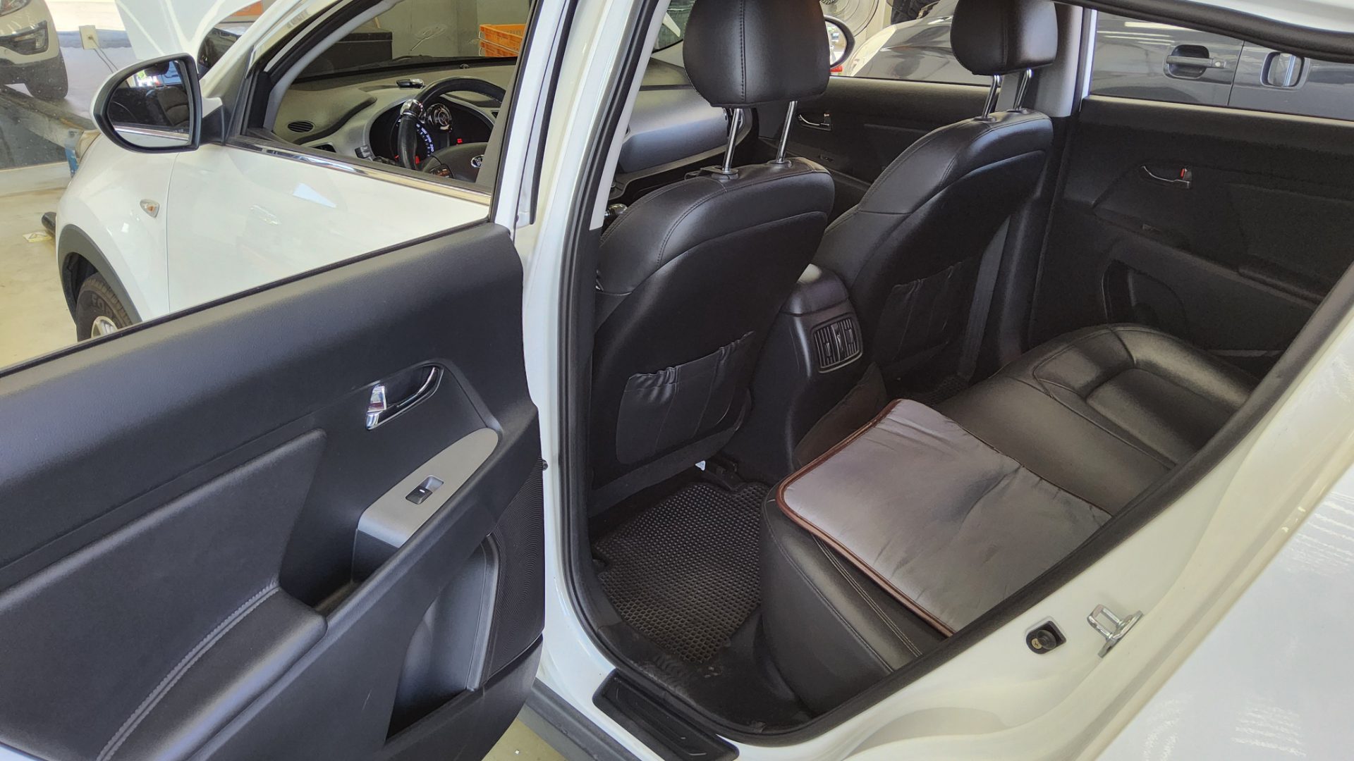 2016 - kia sportage