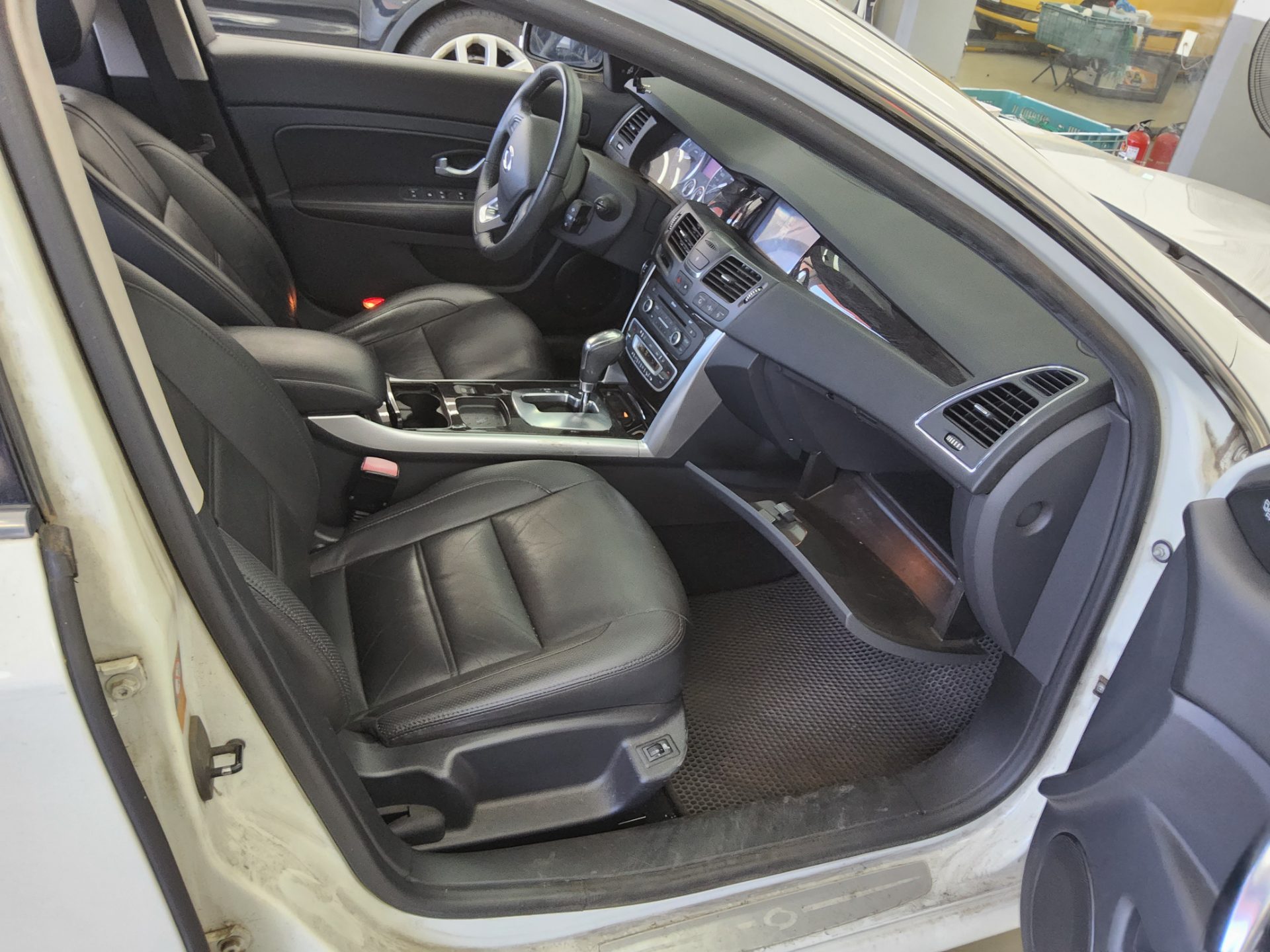 2013 - renault sm5