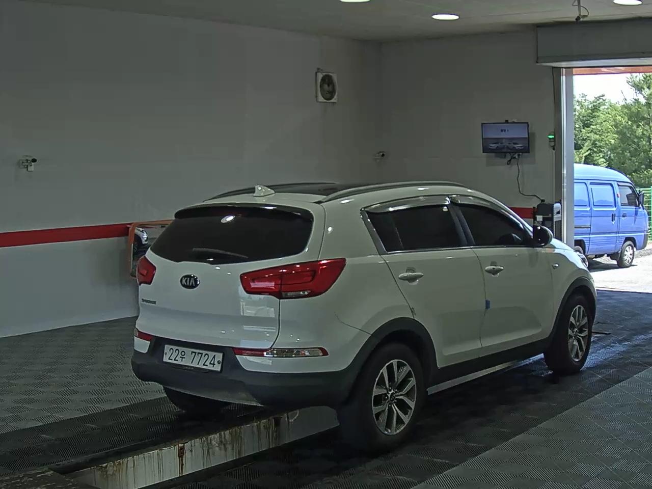 2016 - kia sportage