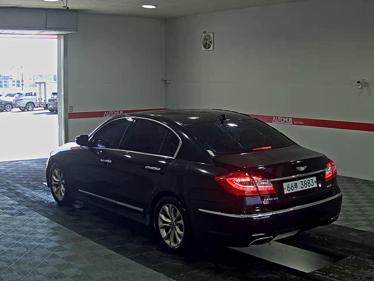 2013 - hyundai bh