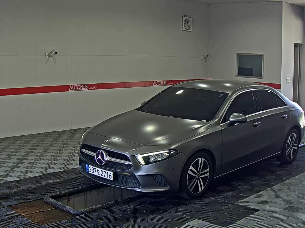 2021 - mercedes-benz a200d