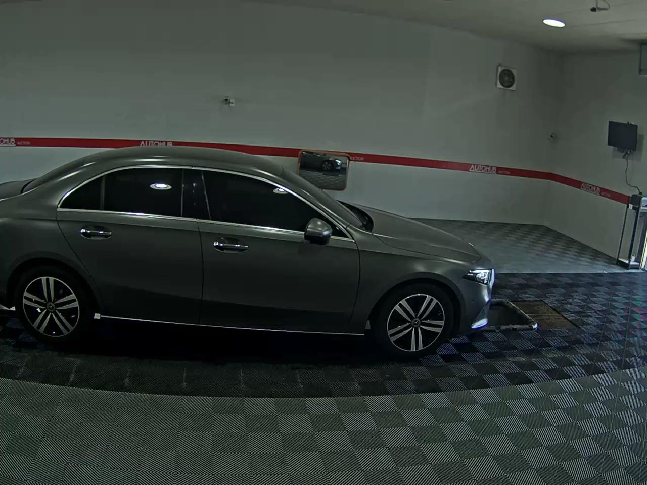 2021 - mercedes-benz a200d