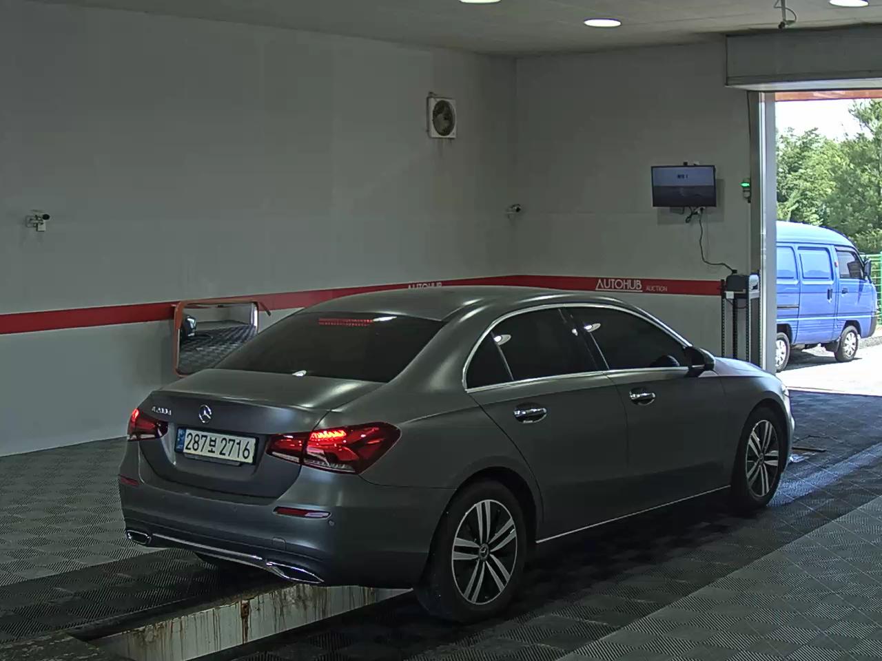 2021 - mercedes-benz a200d