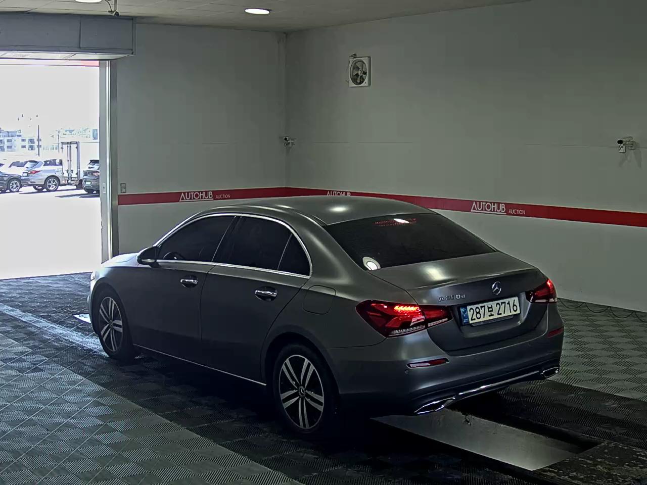 2021 - mercedes-benz a200d