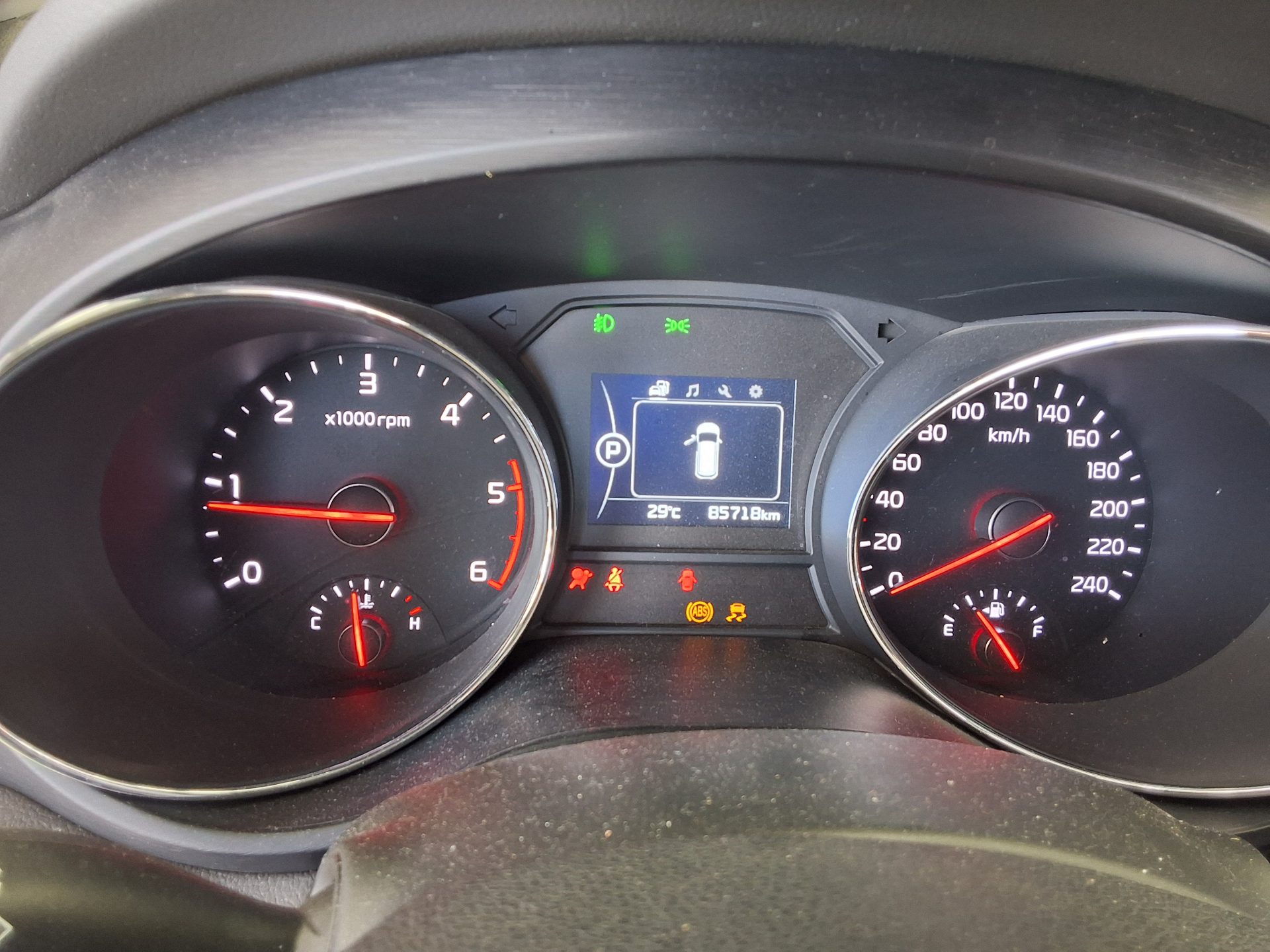 2018 - kia carnival