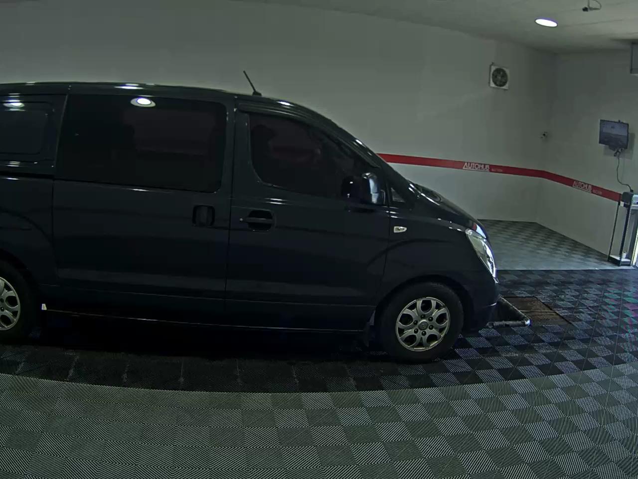 2015 - hyundai grand starex