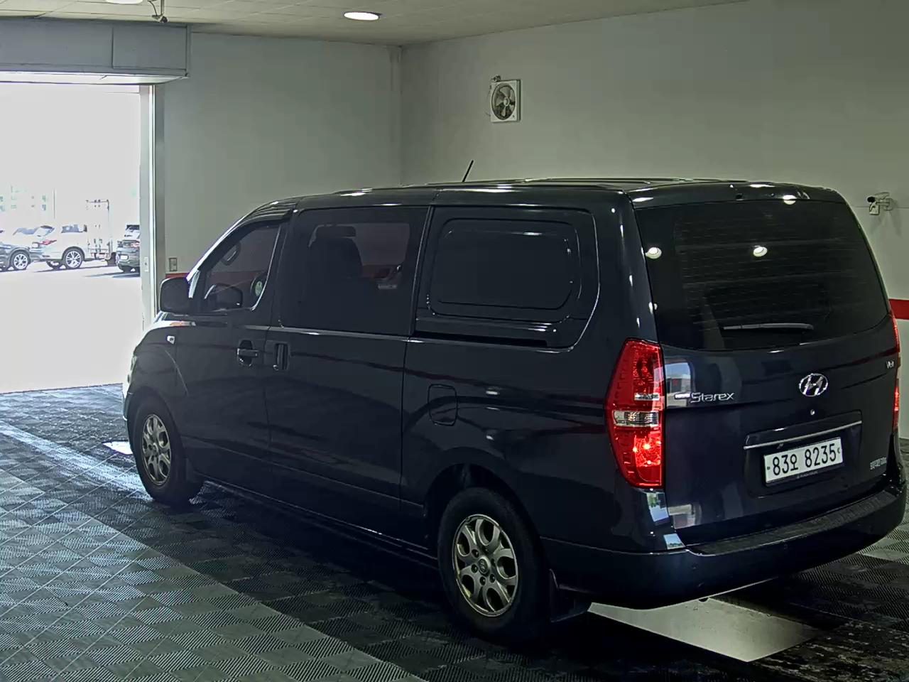 2015 - hyundai grand starex