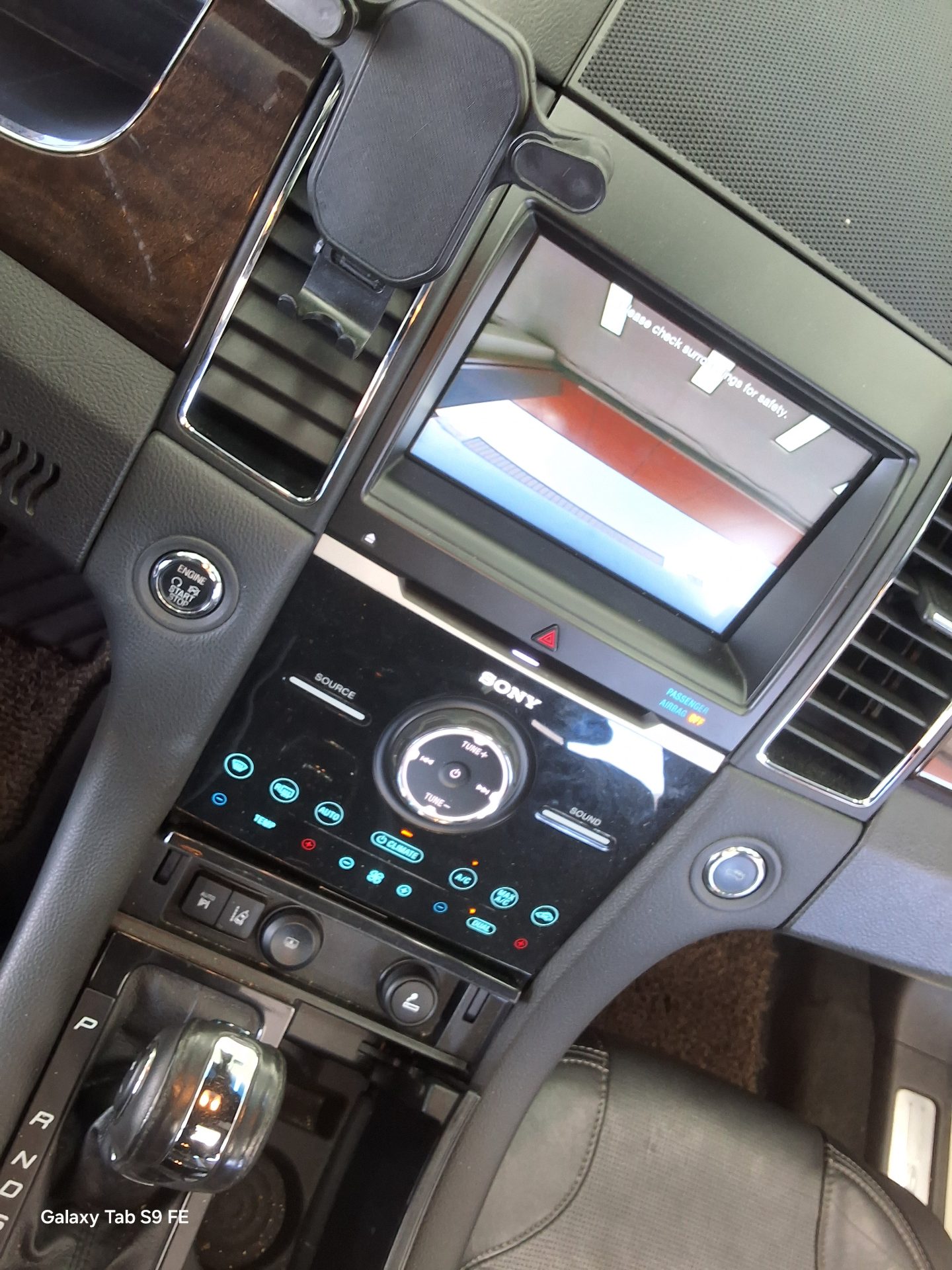 2014 - ford taurus