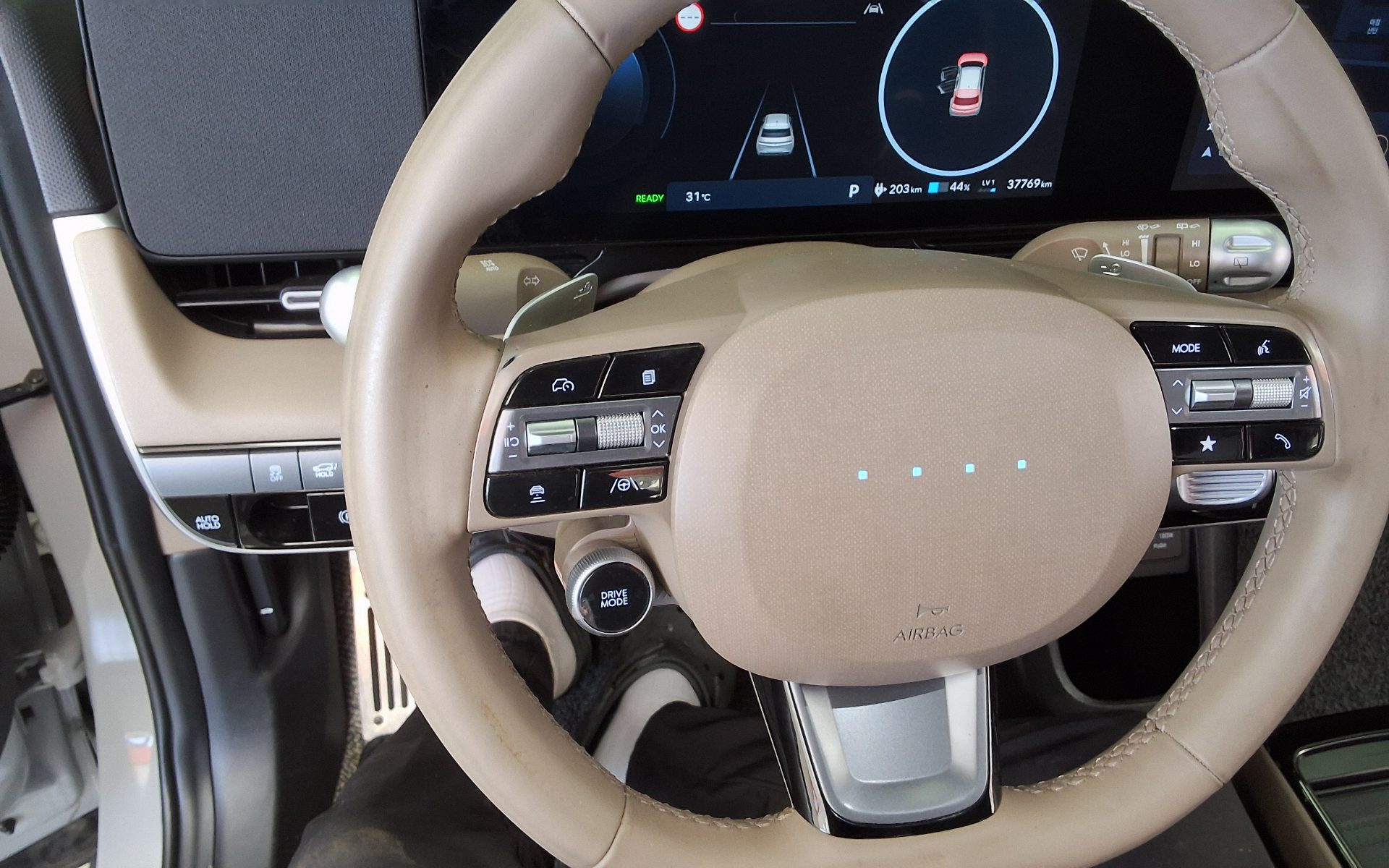 2025 - hyundai ioniq