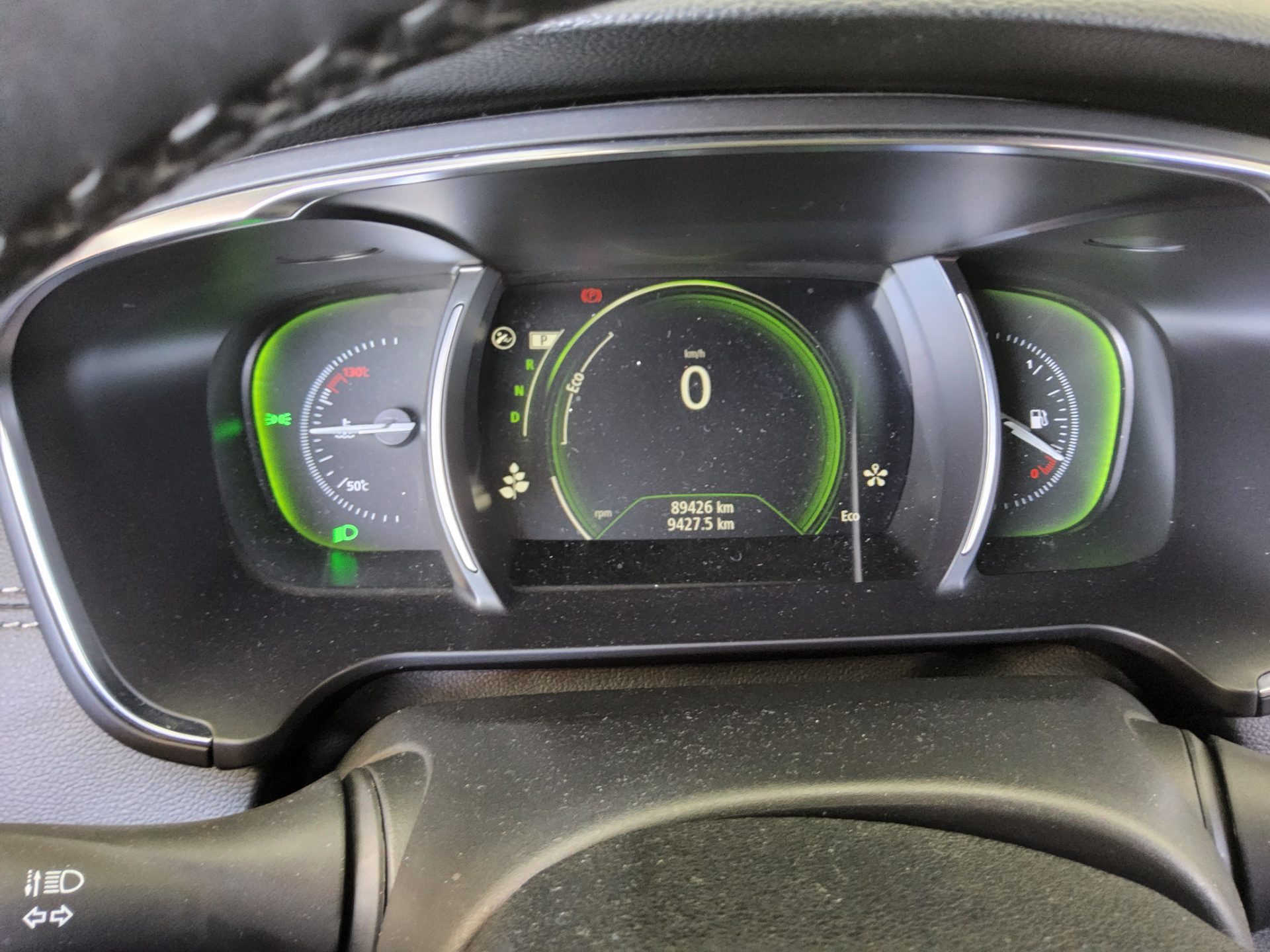 2020 - renault sm6