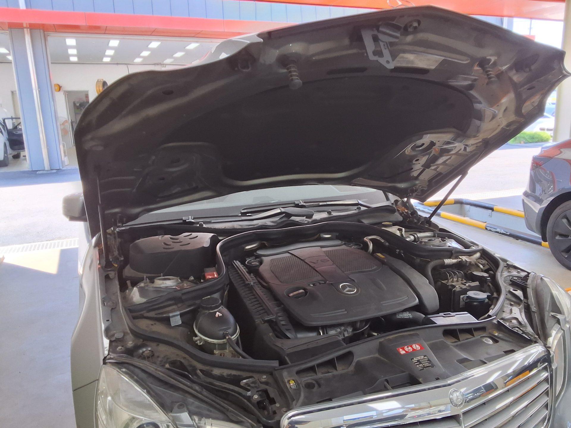 2012 - mercedes-benz e300