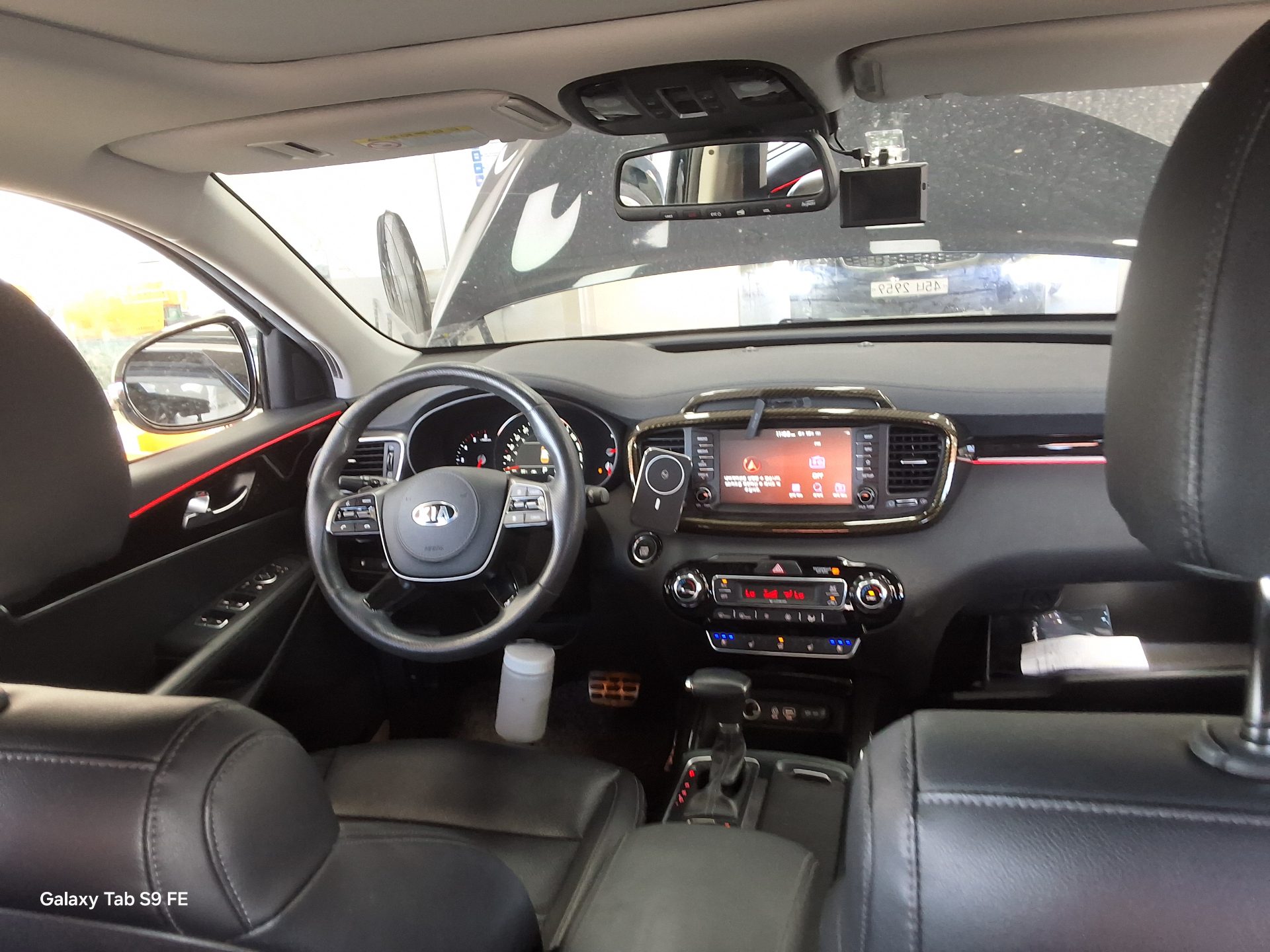 2019 - kia sorento