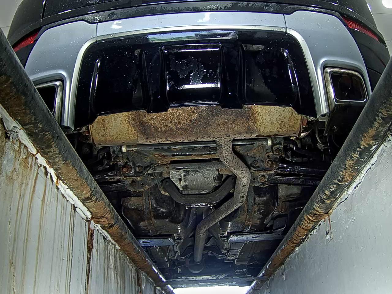 2012 - land rover range rover