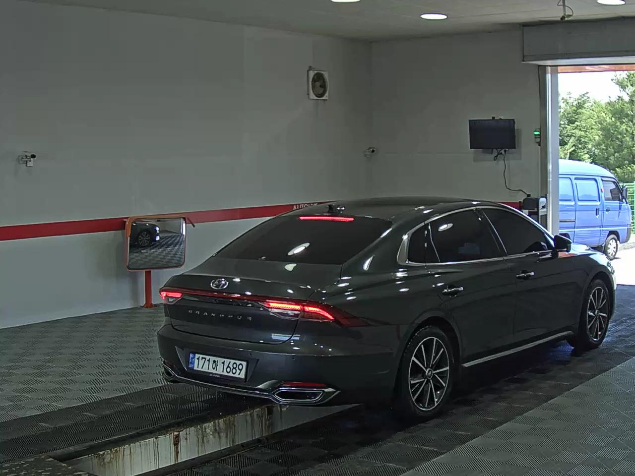 2023 - hyundai grandeur
