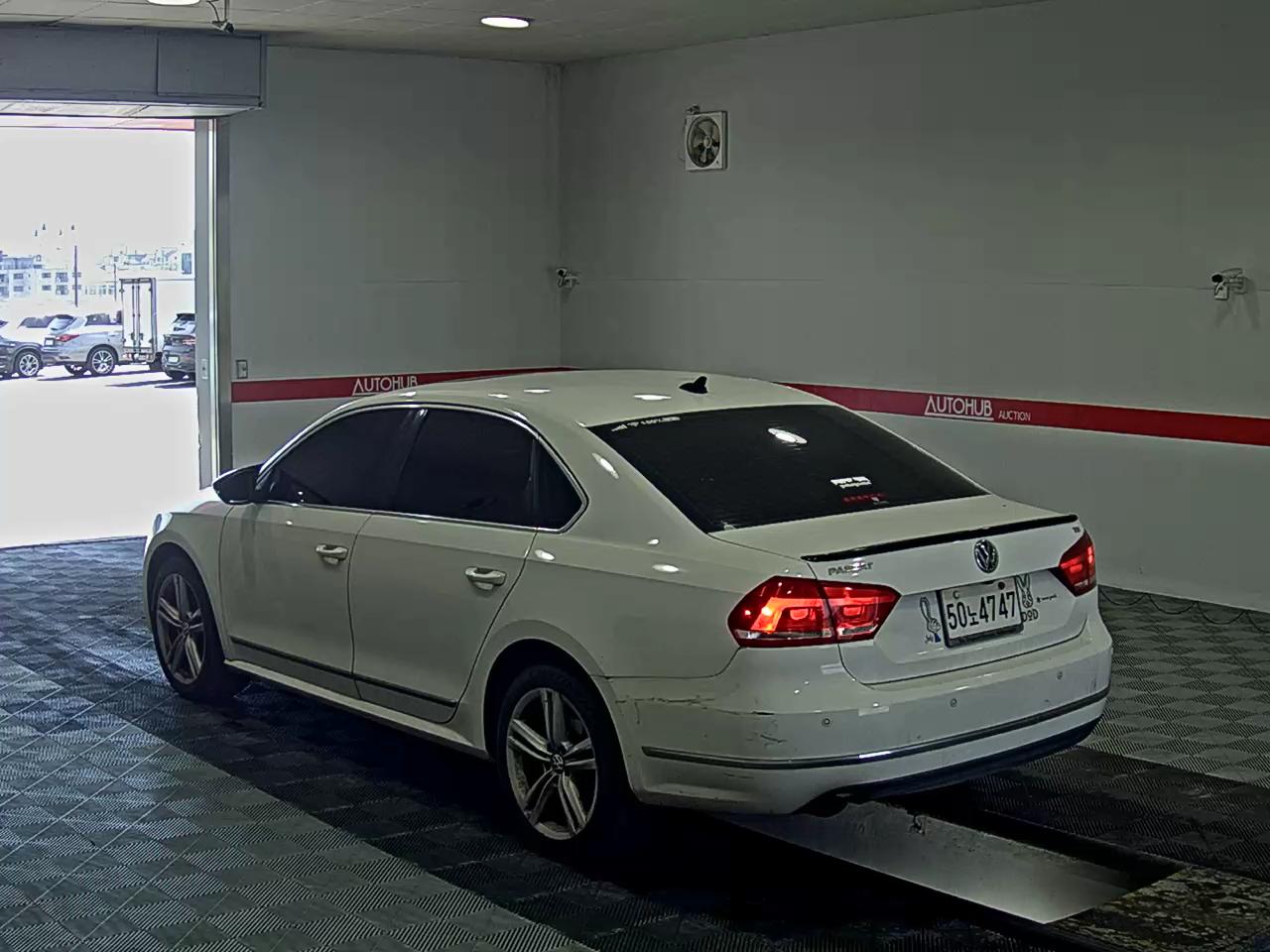 2013 - volkswagen passat