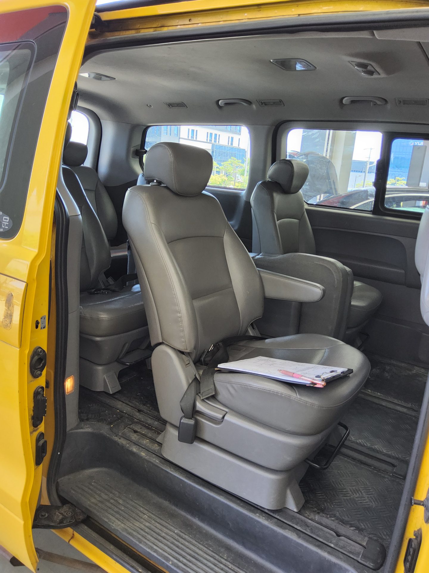 2013 - hyundai grand starex