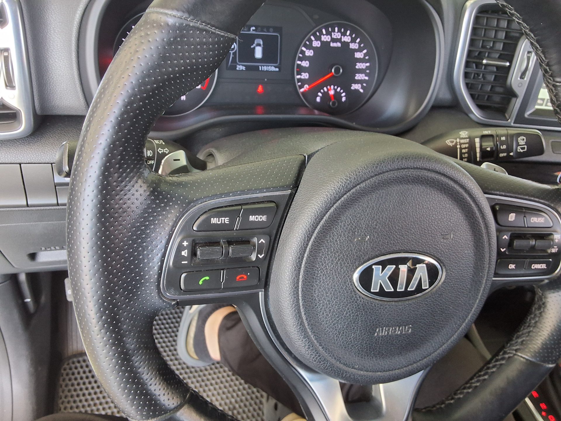 2016 - kia sportage
