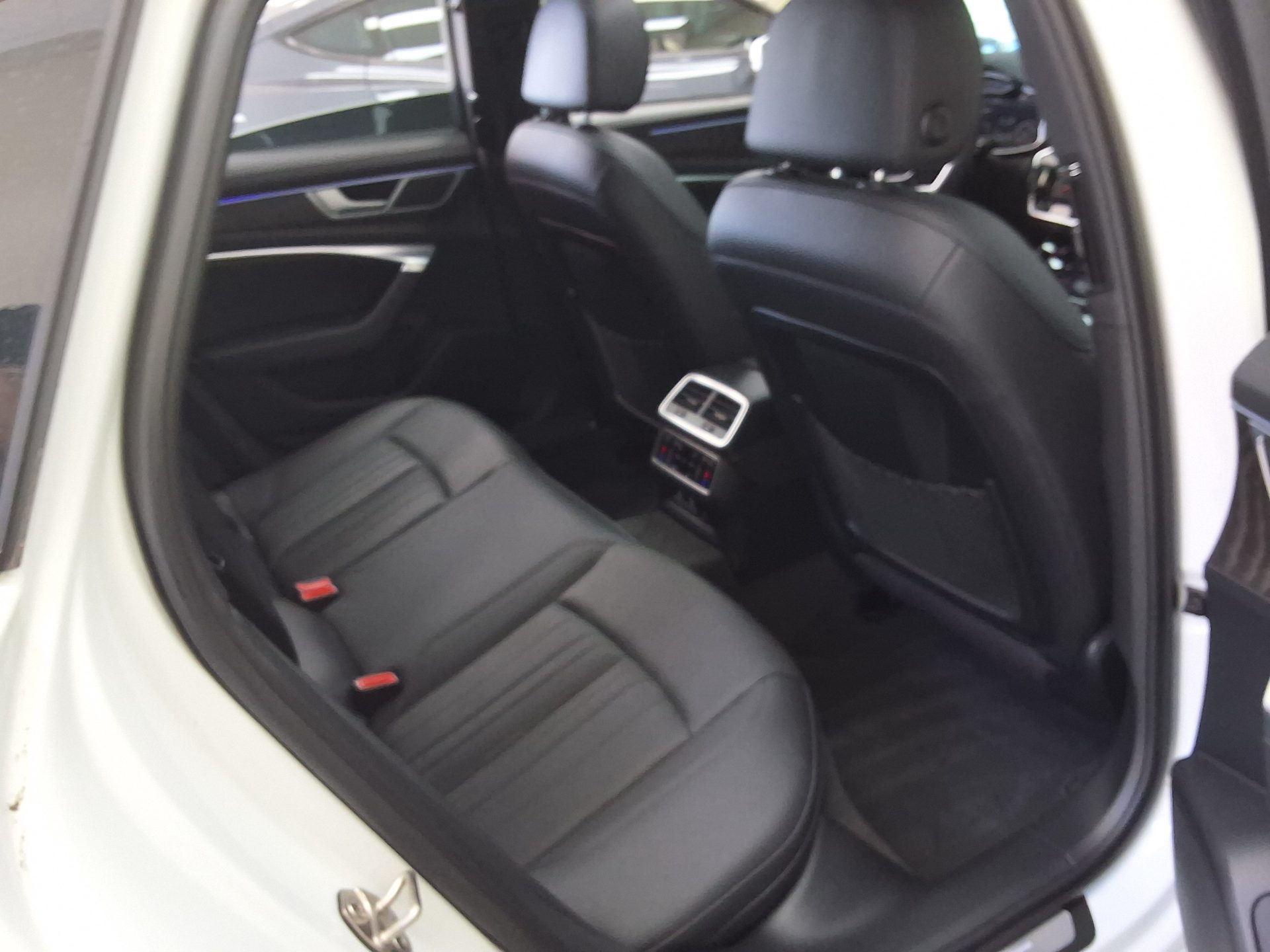 2022 - audi a6