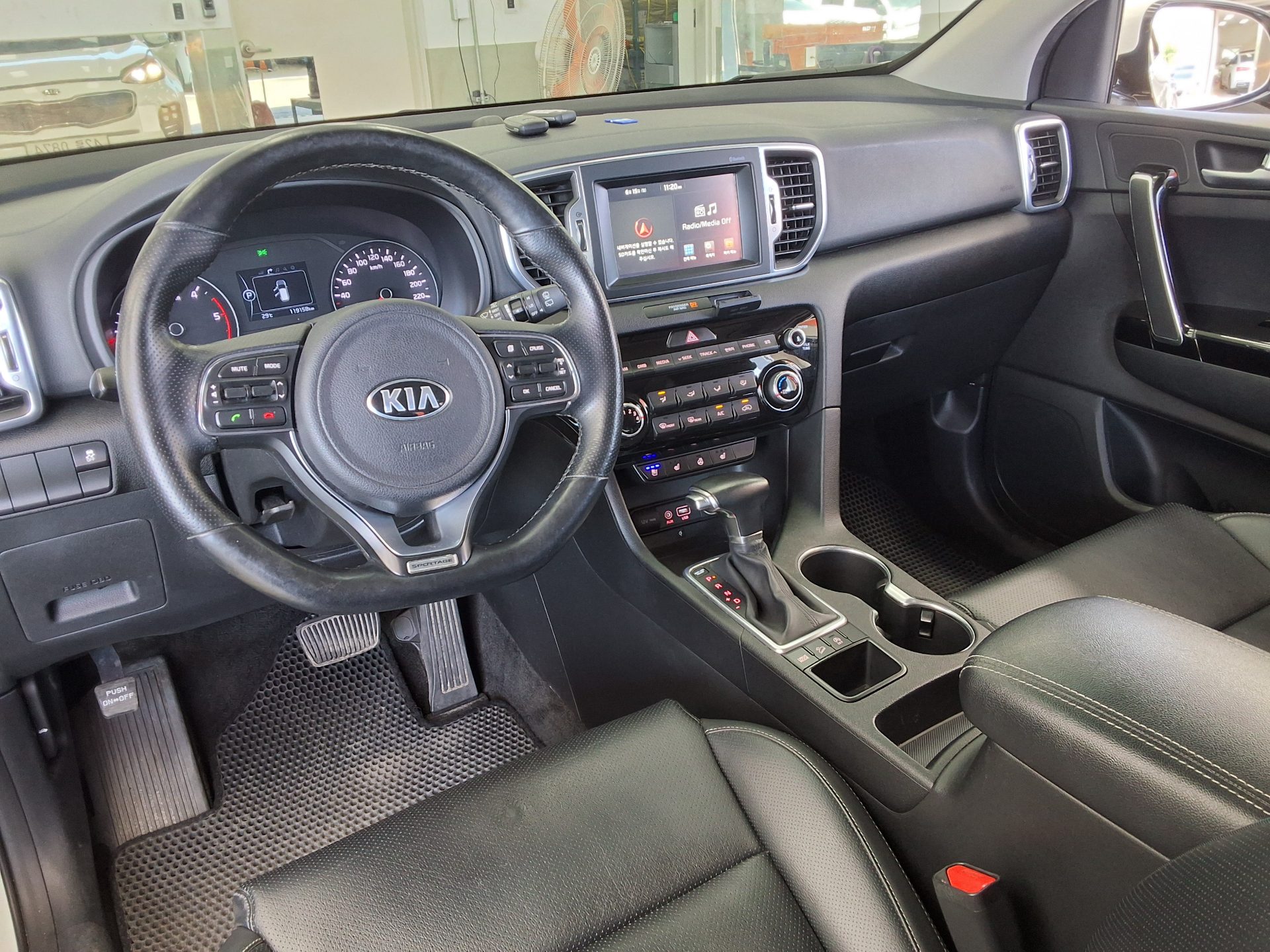 2016 - kia sportage