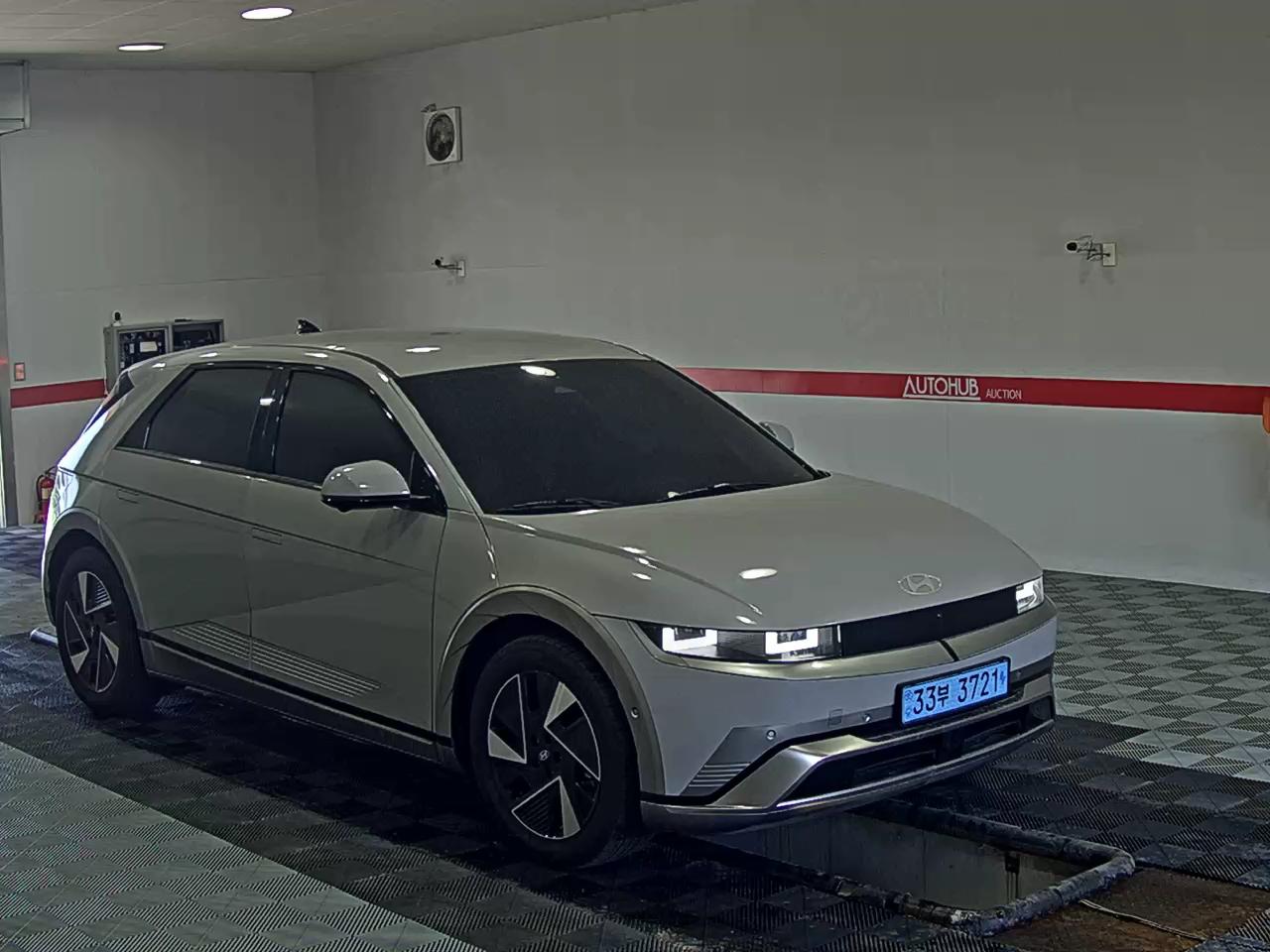 2025 - hyundai ioniq