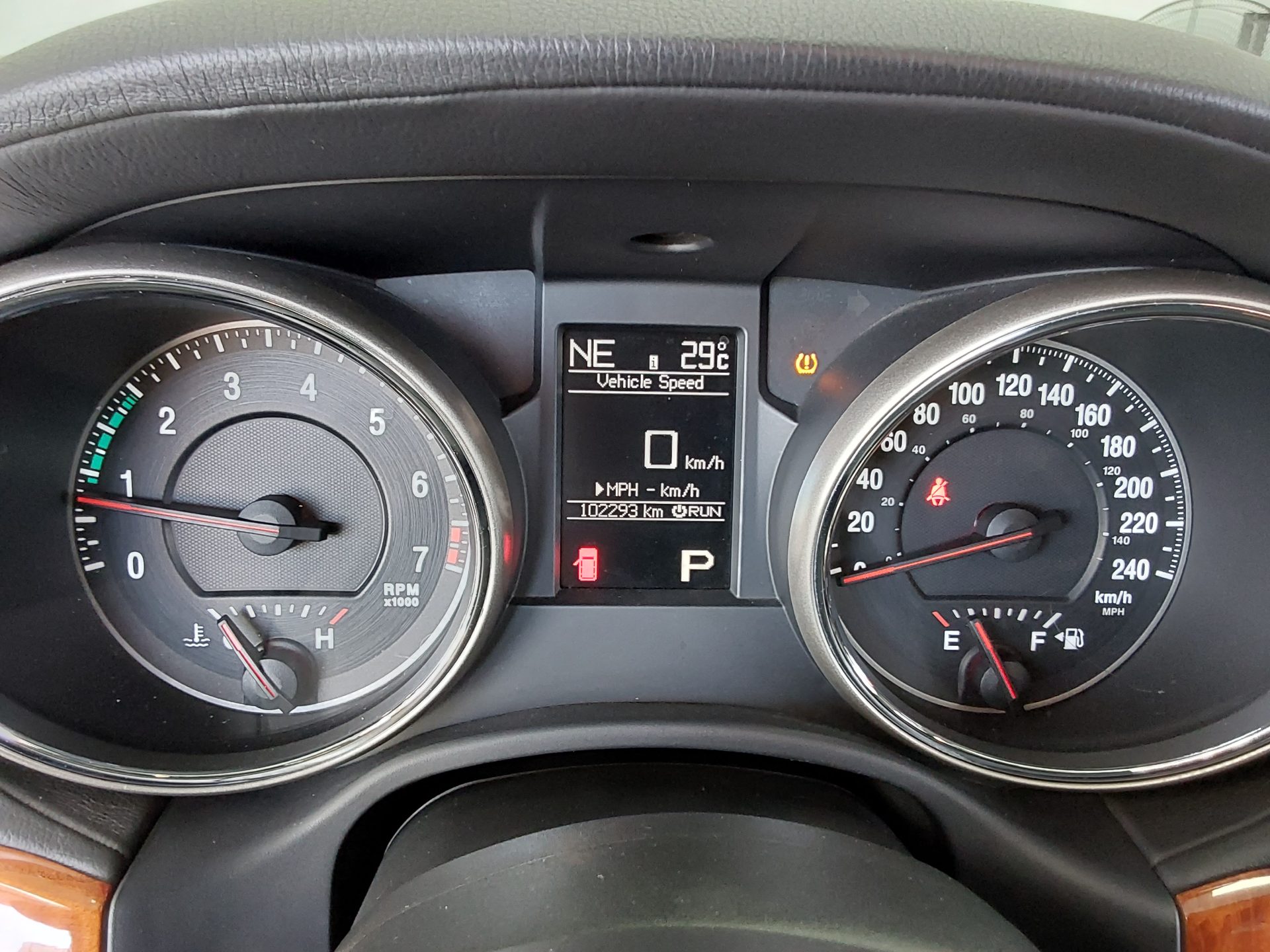 2011 - jeep grand cherokee