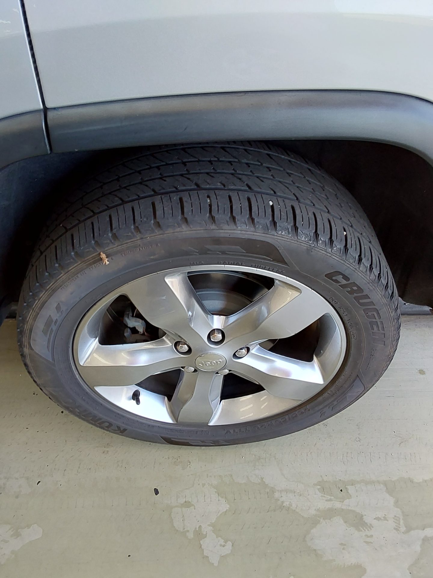 2011 - jeep grand cherokee