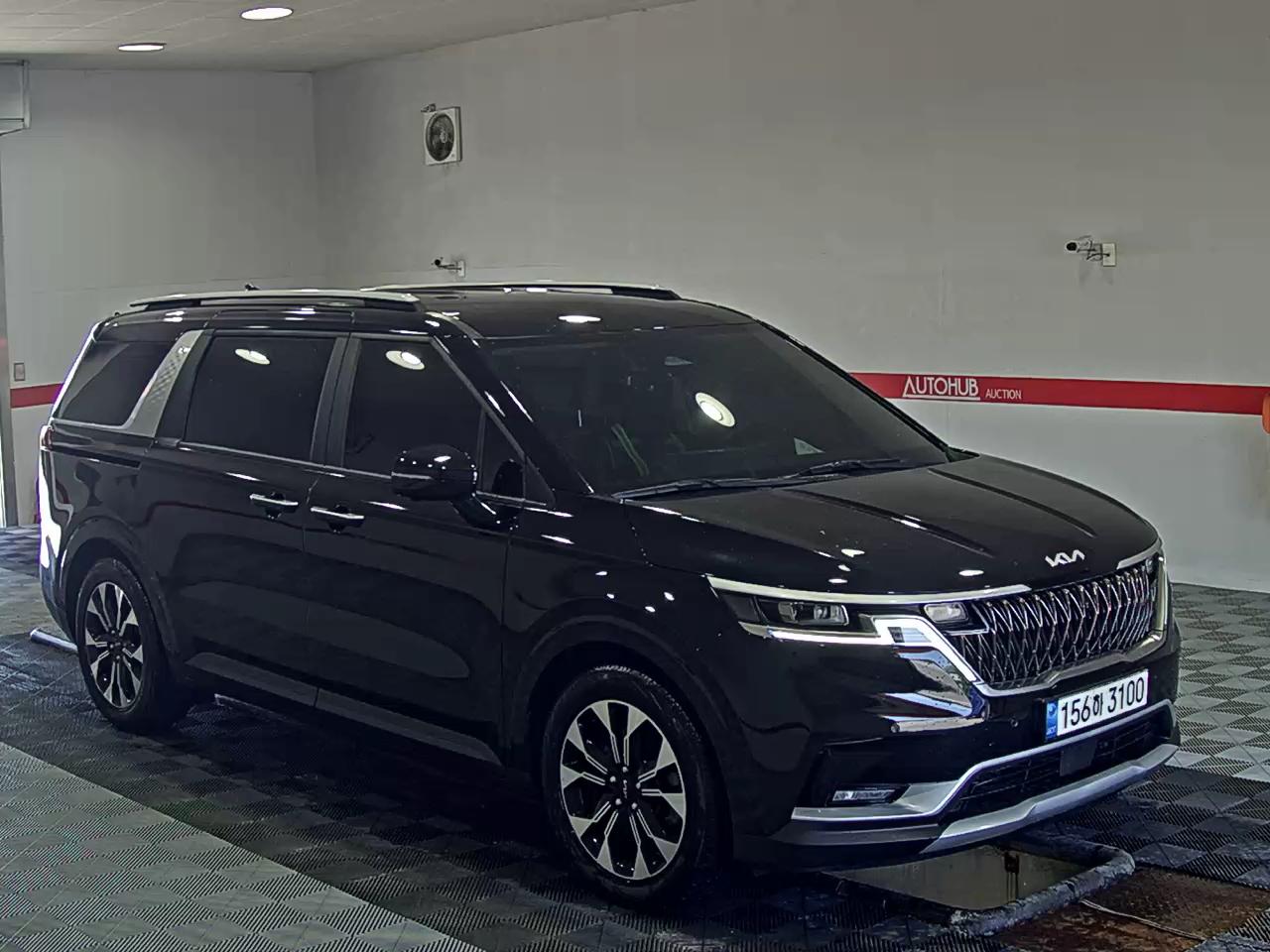 2023 - kia carnival