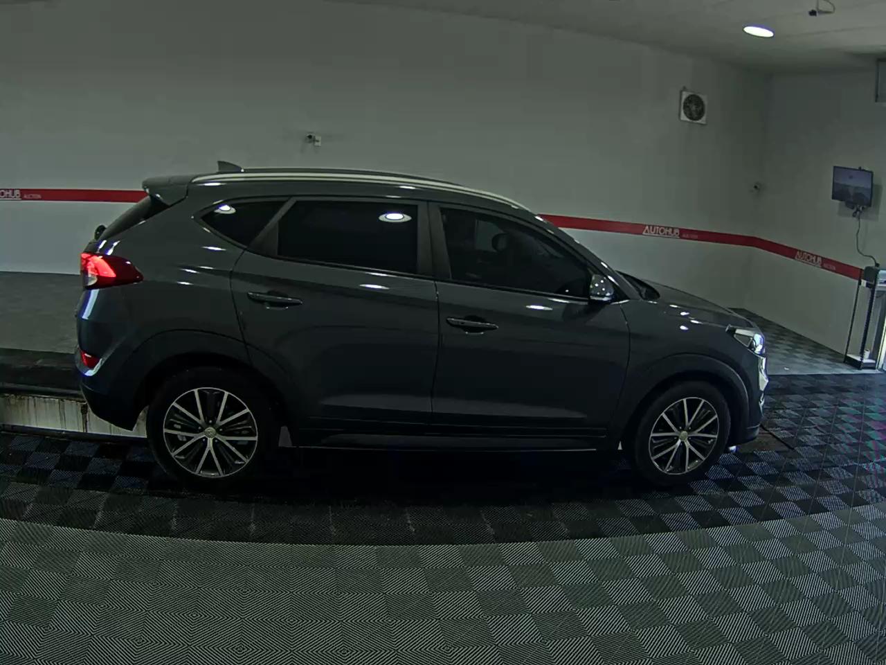 2016 - hyundai tucson