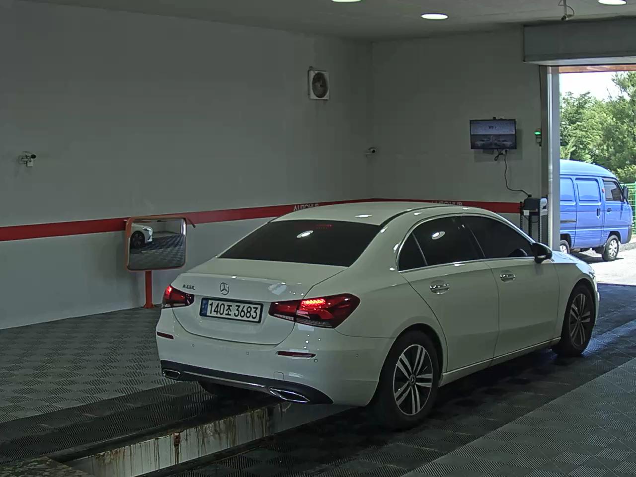 2021 - mercedes-benz a220