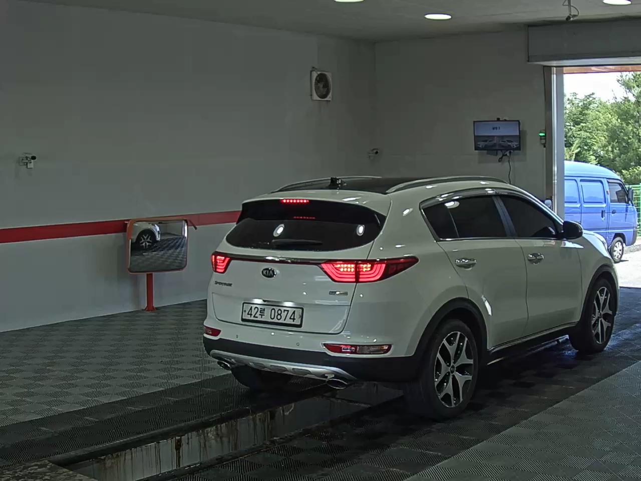 2016 - kia sportage