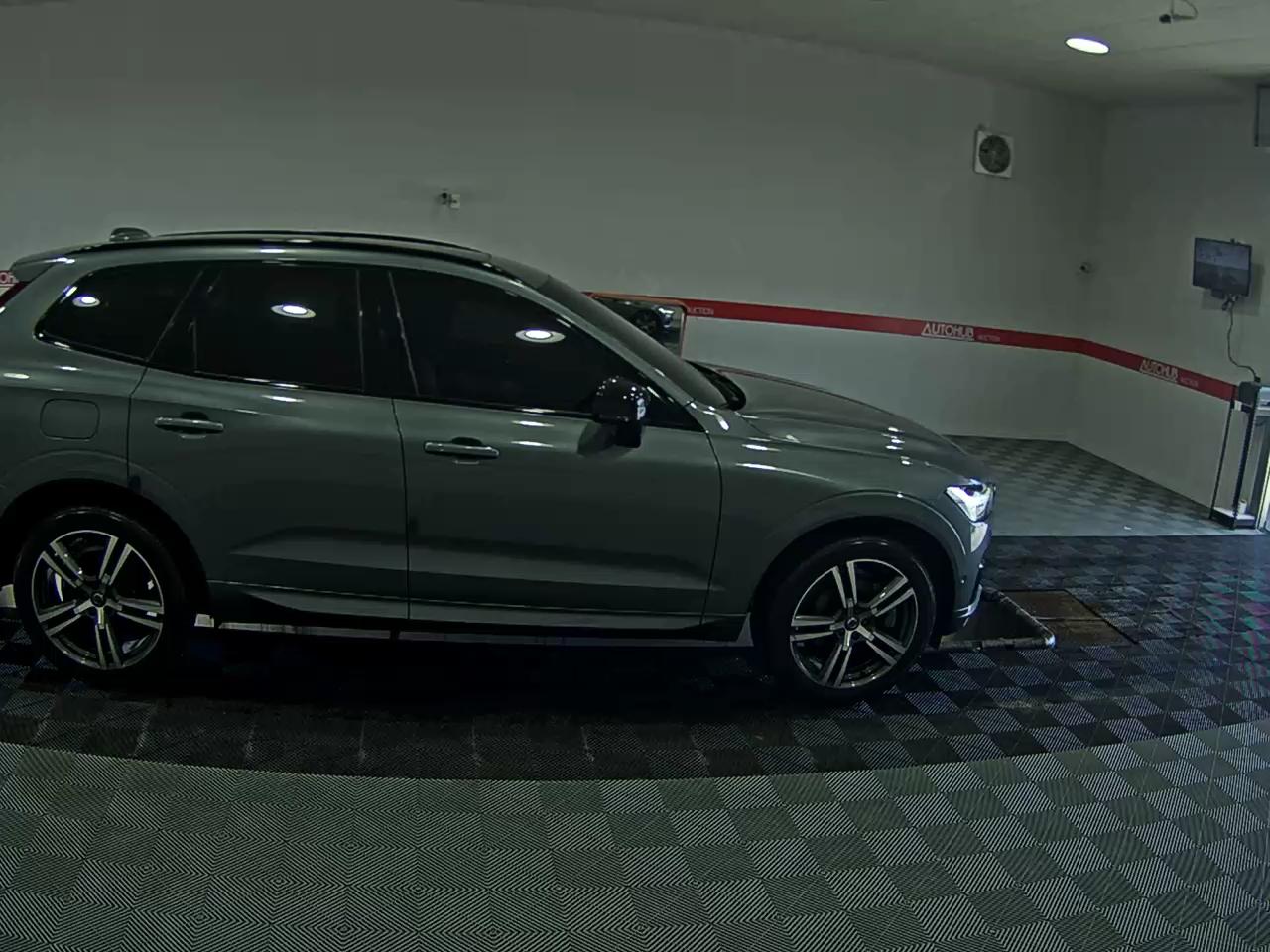 2021 - volvo xc60