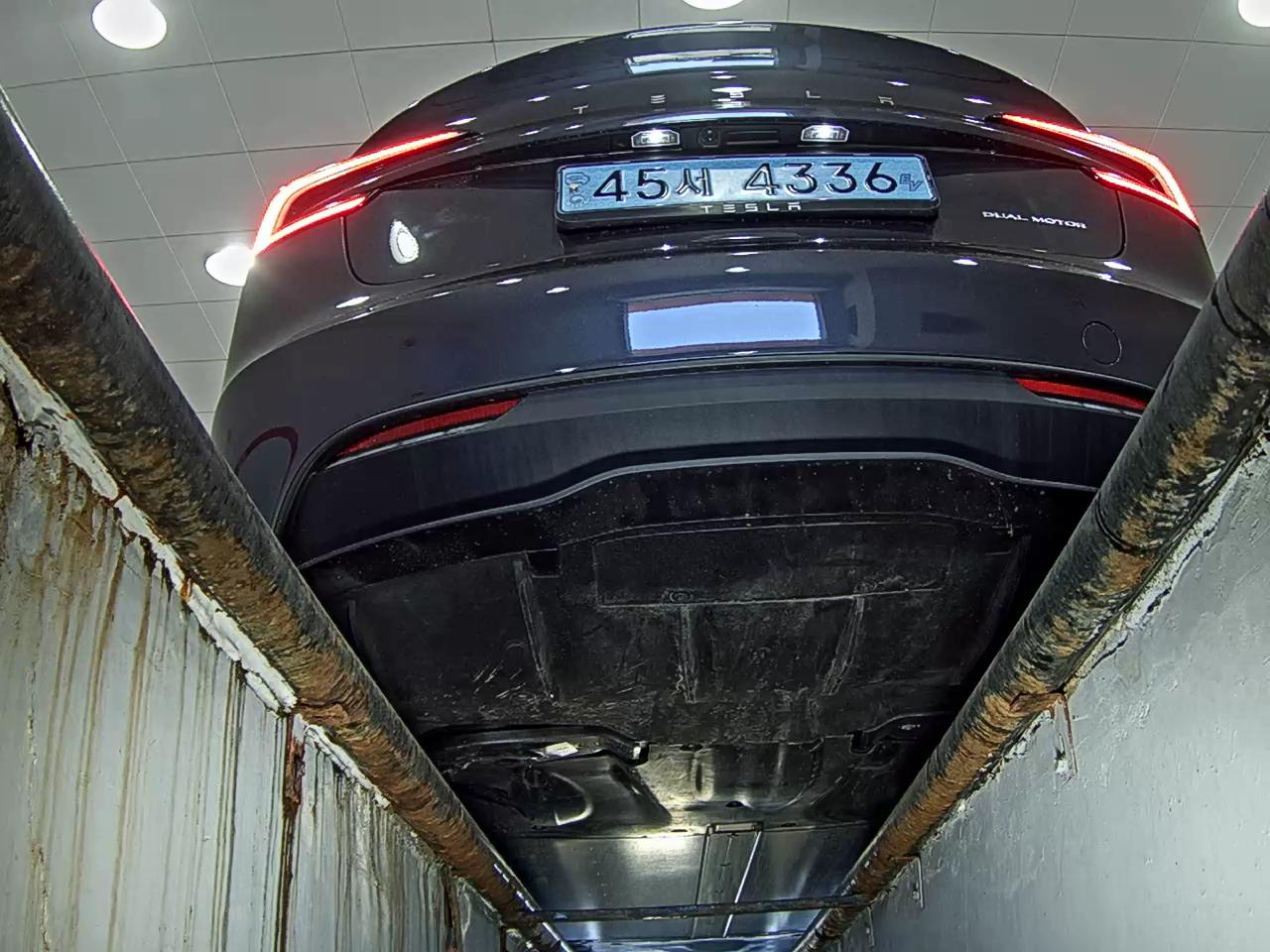2024 - tesla model 3