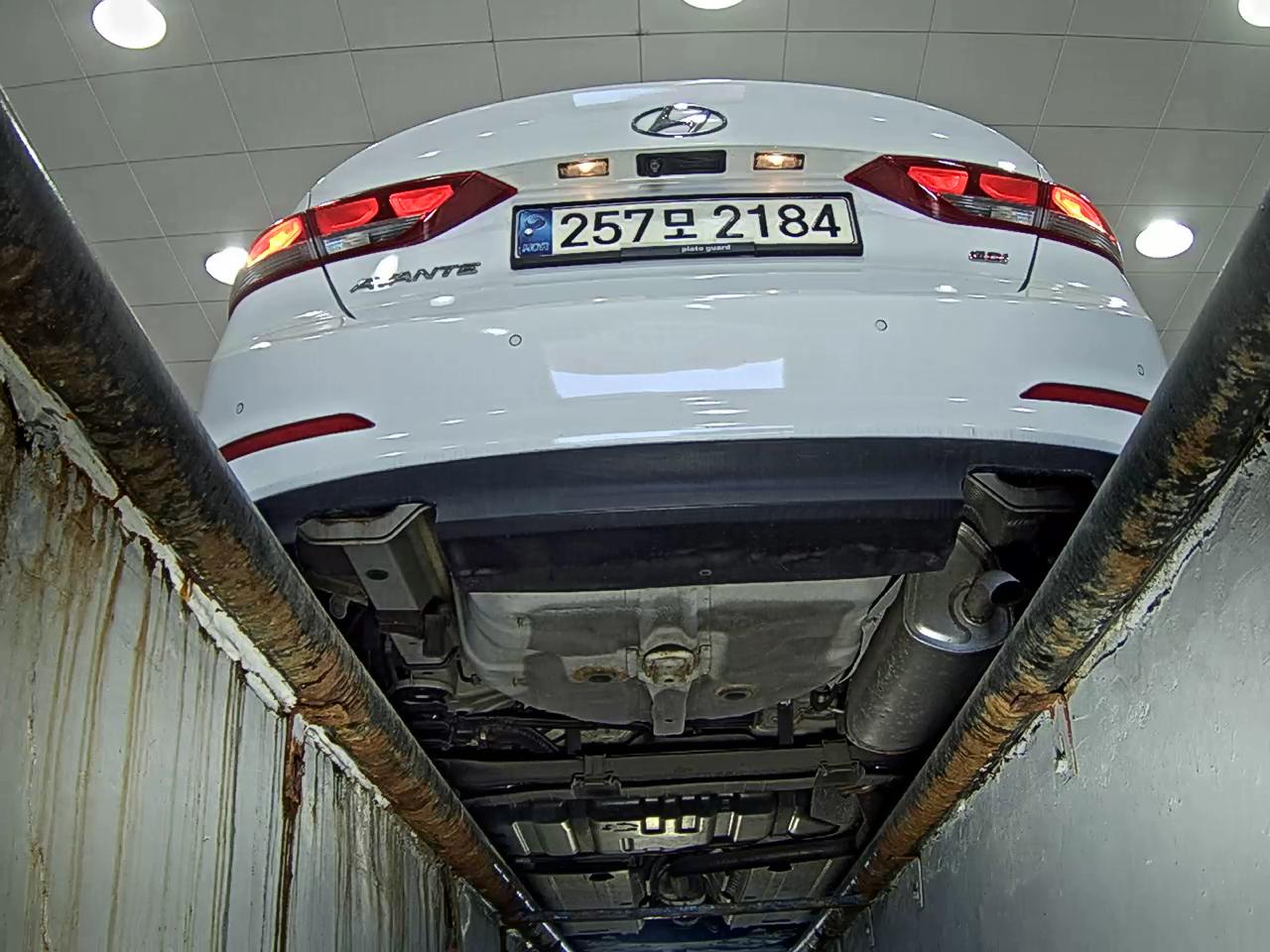 2016 - hyundai avante
