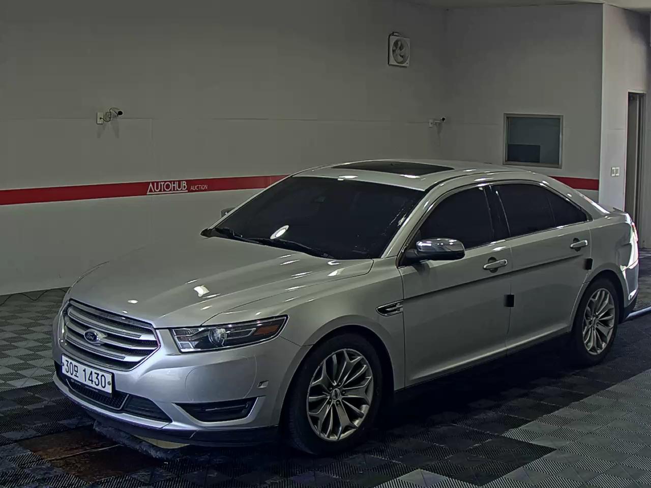 FORD TAURUS (6TH GEN) ECOBOOST LIMITED