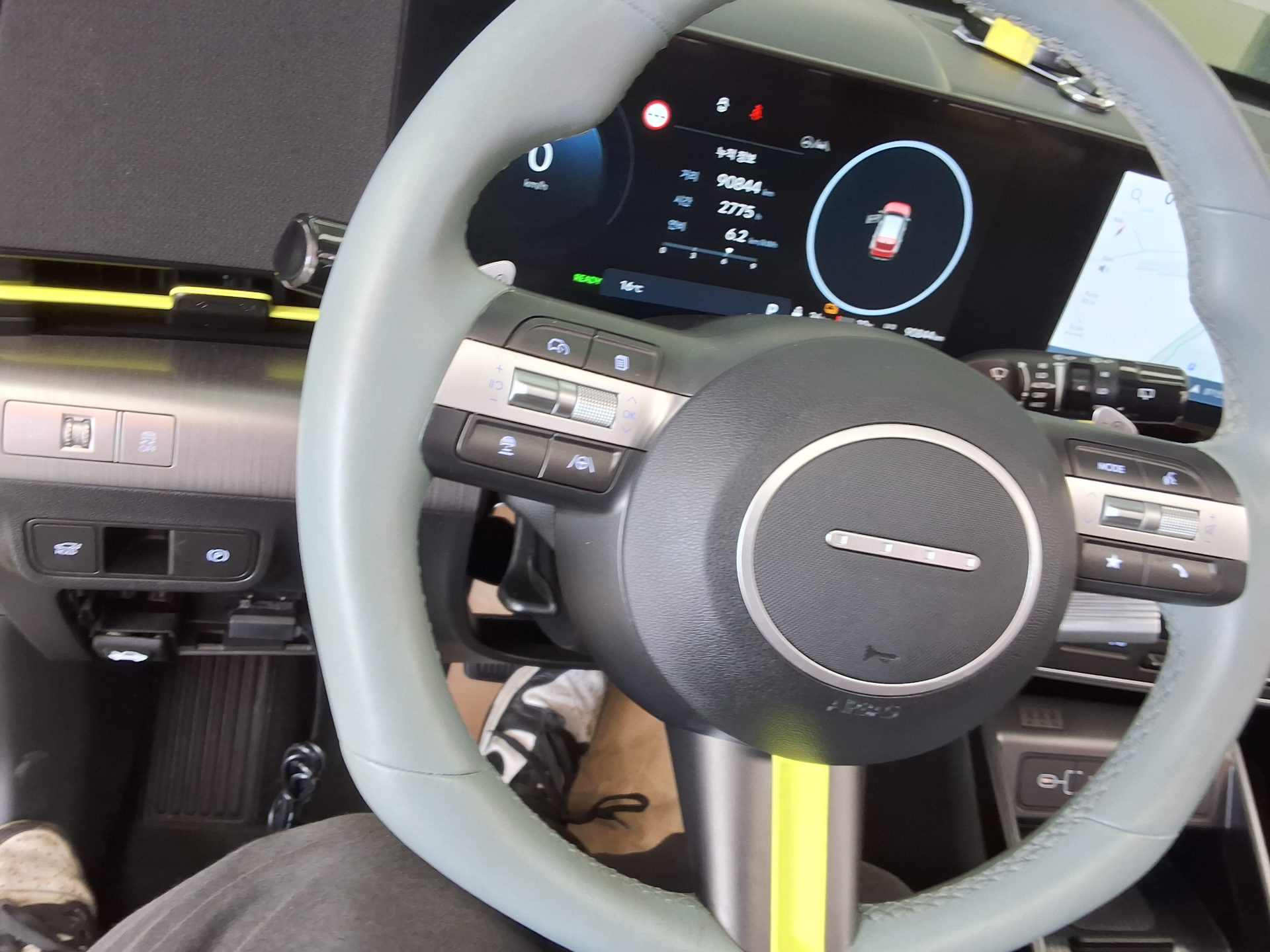 2023 - hyundai kona