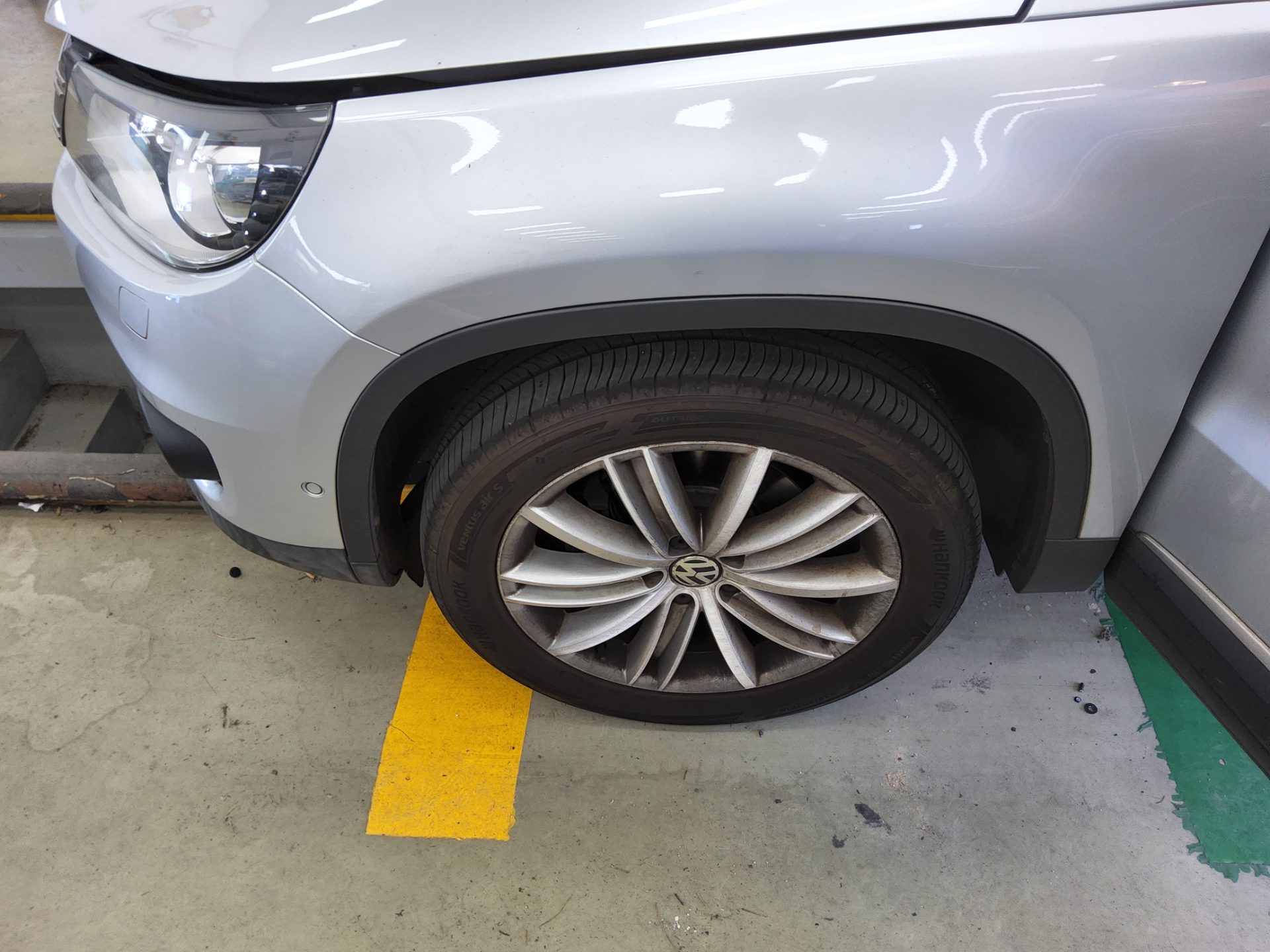 2013 - volkswagen tiguan