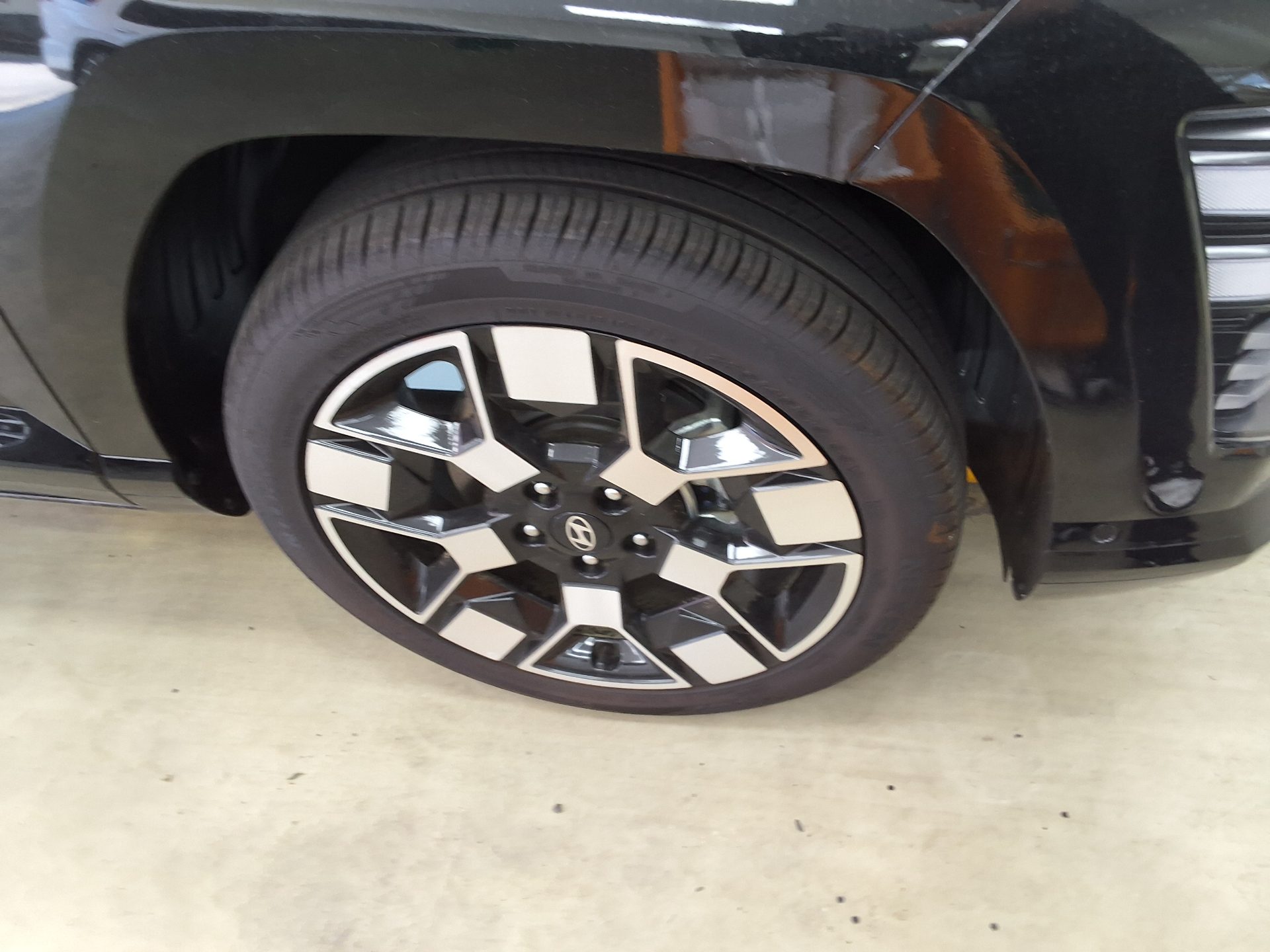 2023 - hyundai kona