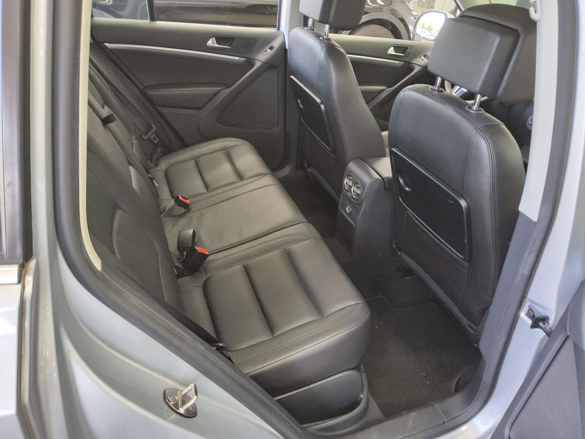 2013 - volkswagen tiguan