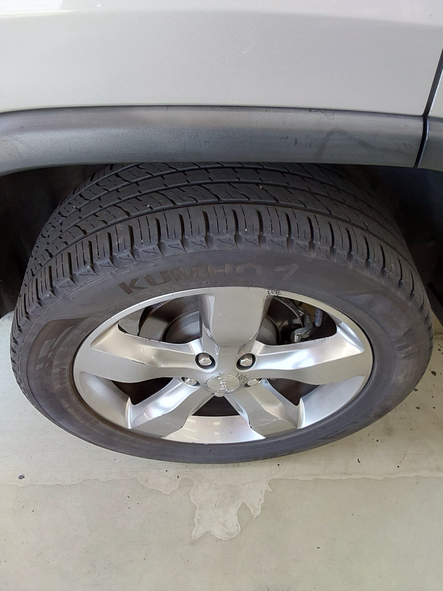 2011 - jeep grand cherokee