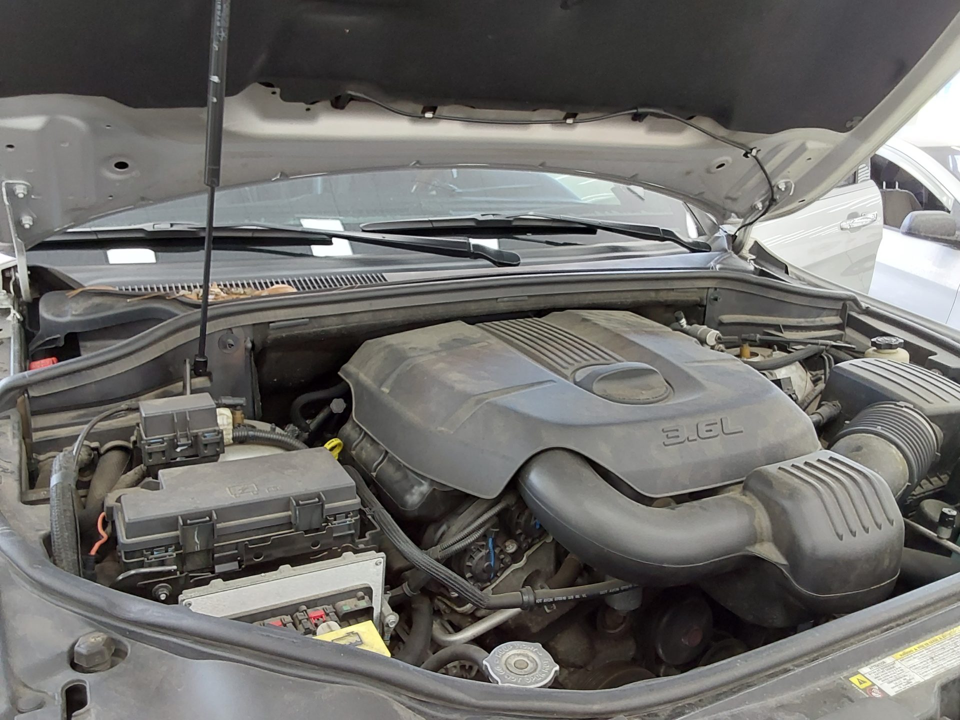 2011 - jeep grand cherokee