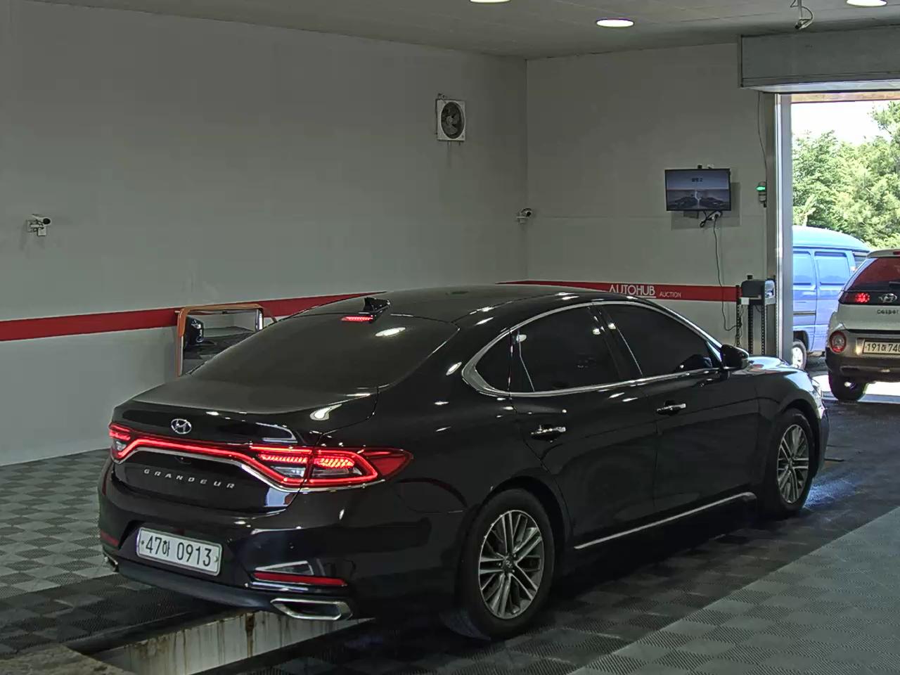 2019 - hyundai grandeur