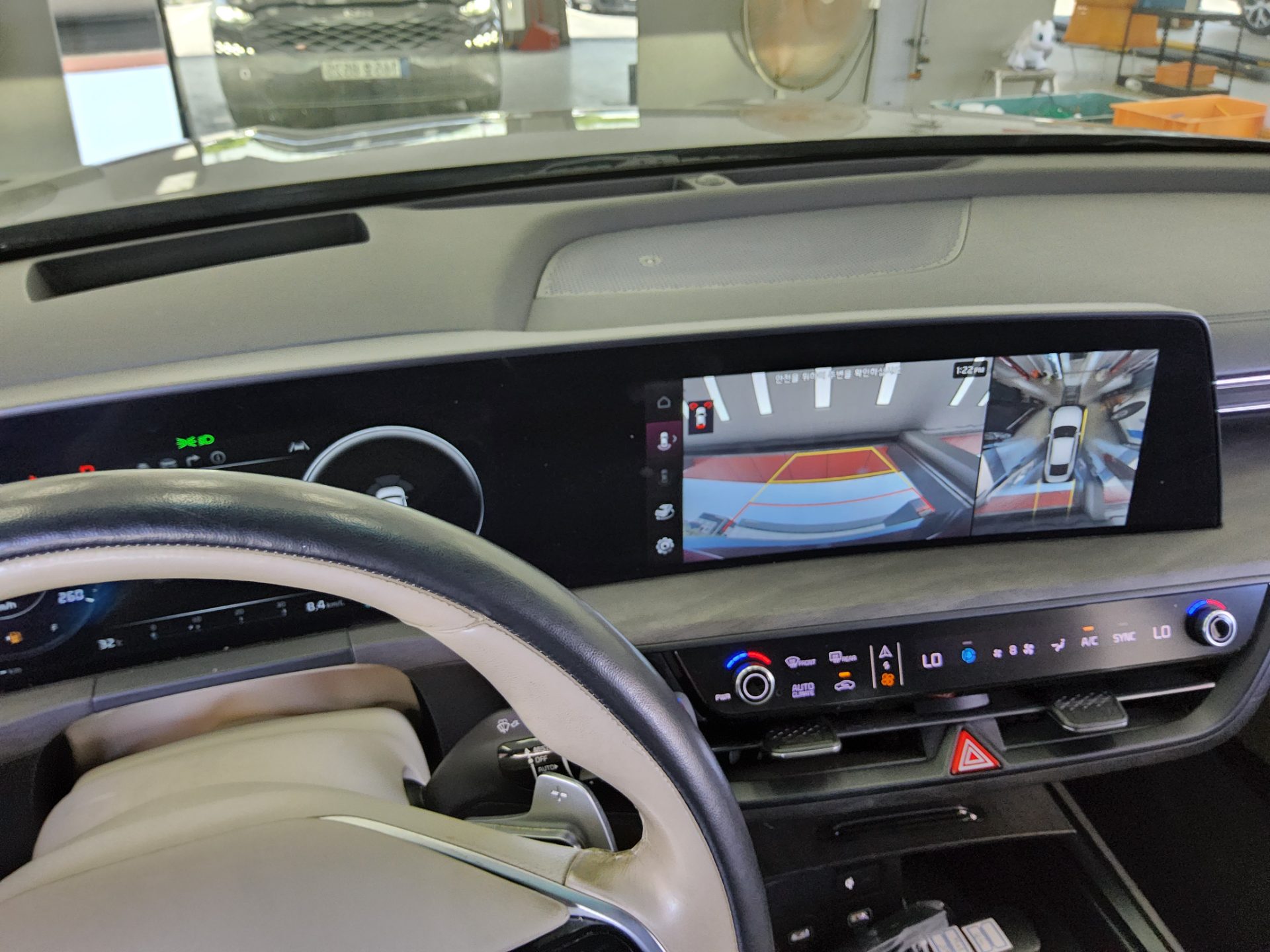 2022 - kia k8